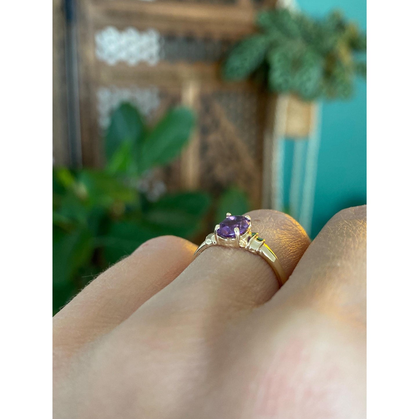 Vintage Solid 14k Yellow Gold Amethyst Ring - Size 5.25