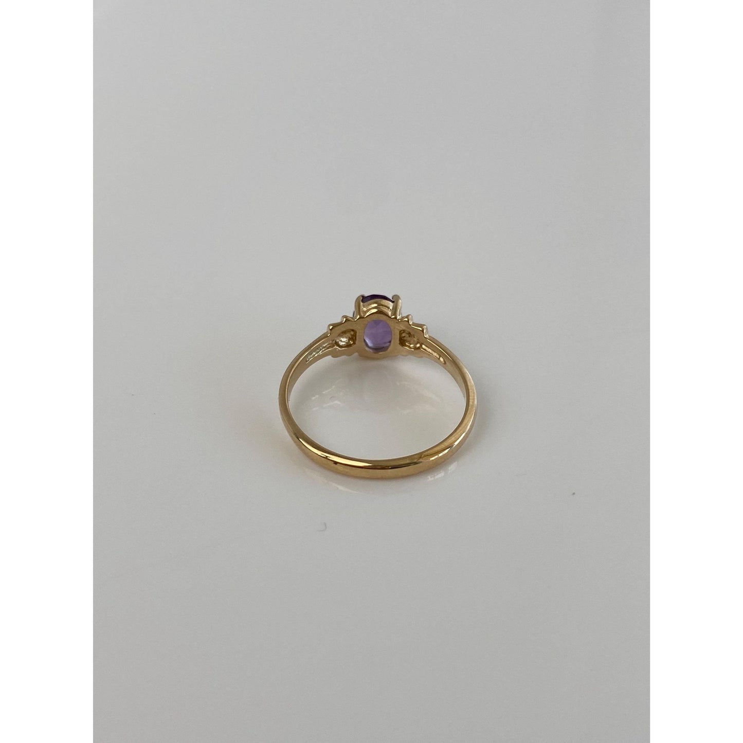 Vintage Solid 14k Yellow Gold Amethyst Ring - Size 5.25