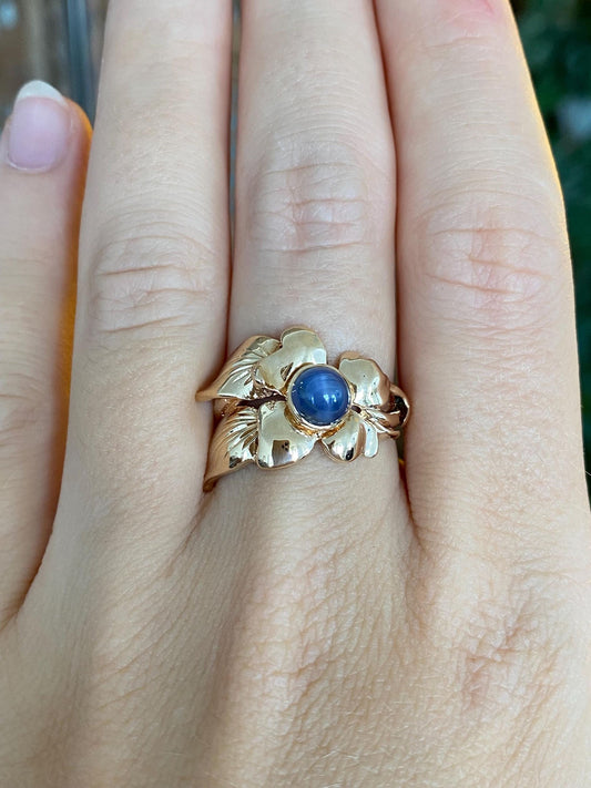 Vintage Solid 14k Rosey Gold Blue Star Sapphire Floral Ring - Size 7.25