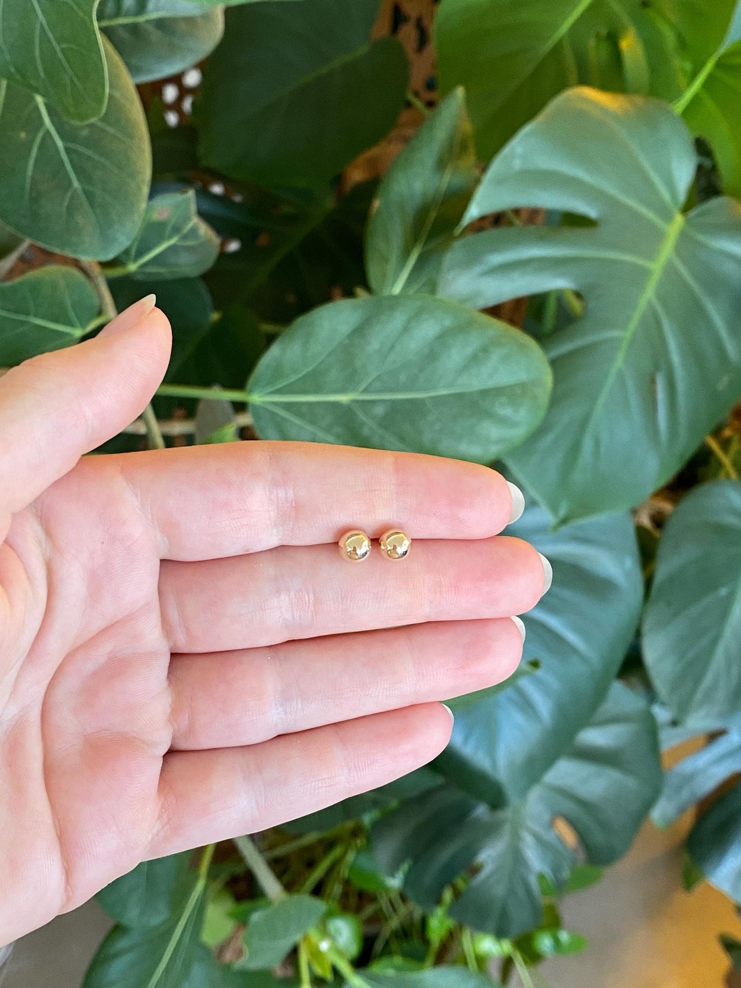 Vintage 14k Yellow Gold Ball Stud Earrings