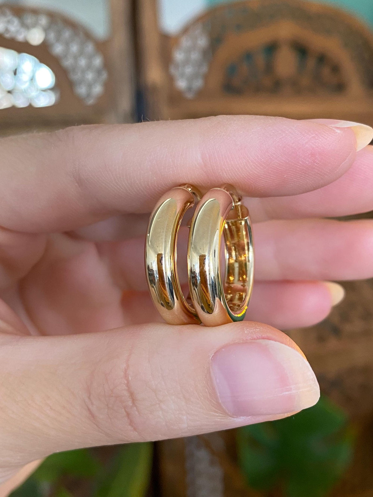 Vintage 14k Yellow Gold Chunky Hoop Earrings