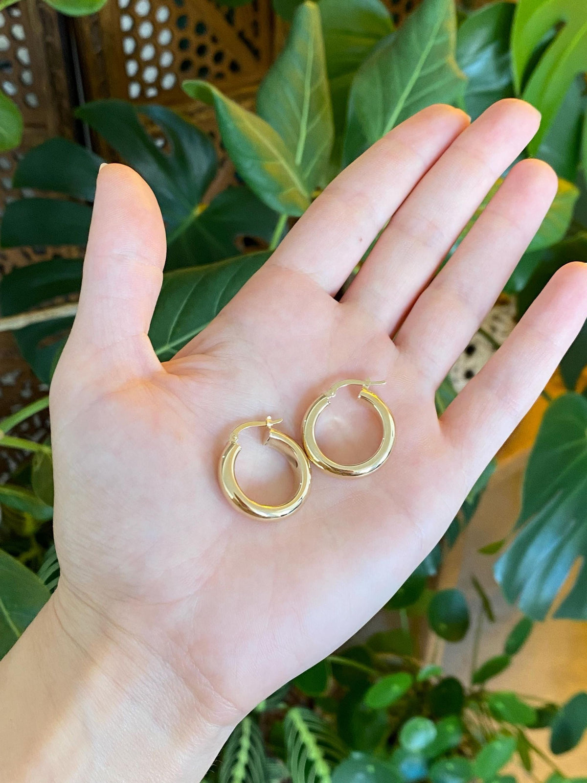 Vintage 14k Yellow Gold Chunky Hoop Earrings