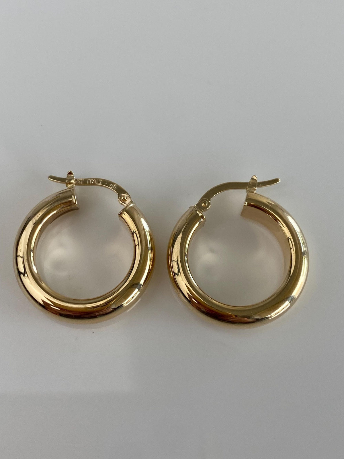 Vintage 14k Yellow Gold Chunky Hoop Earrings