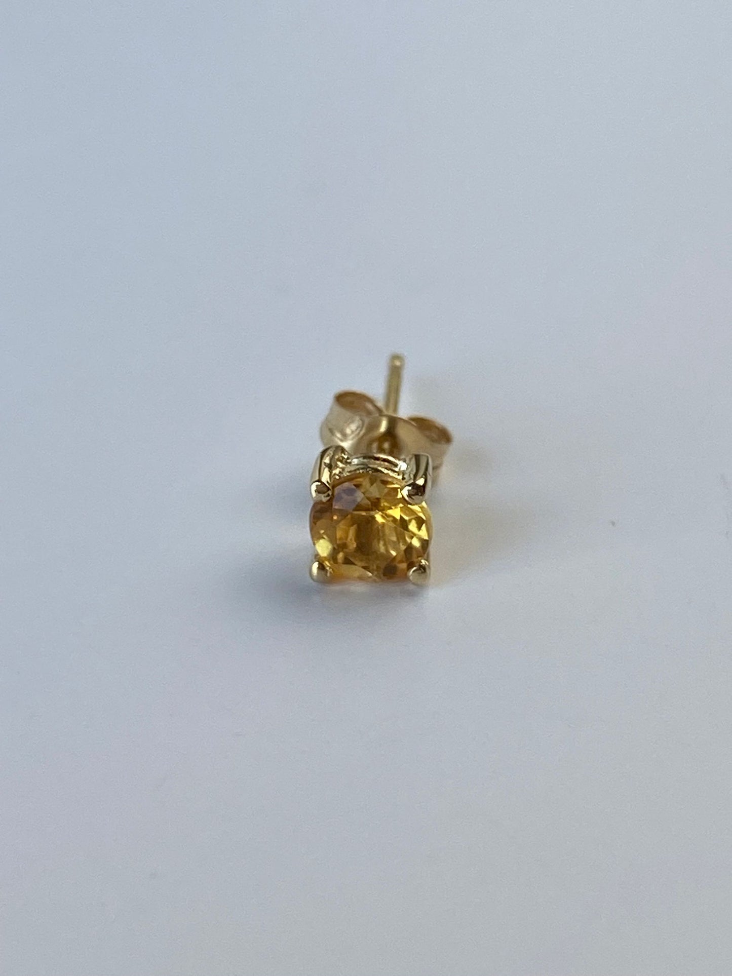 Vintage Solid 14k Yellow Gold Citrine Single Stud Earring