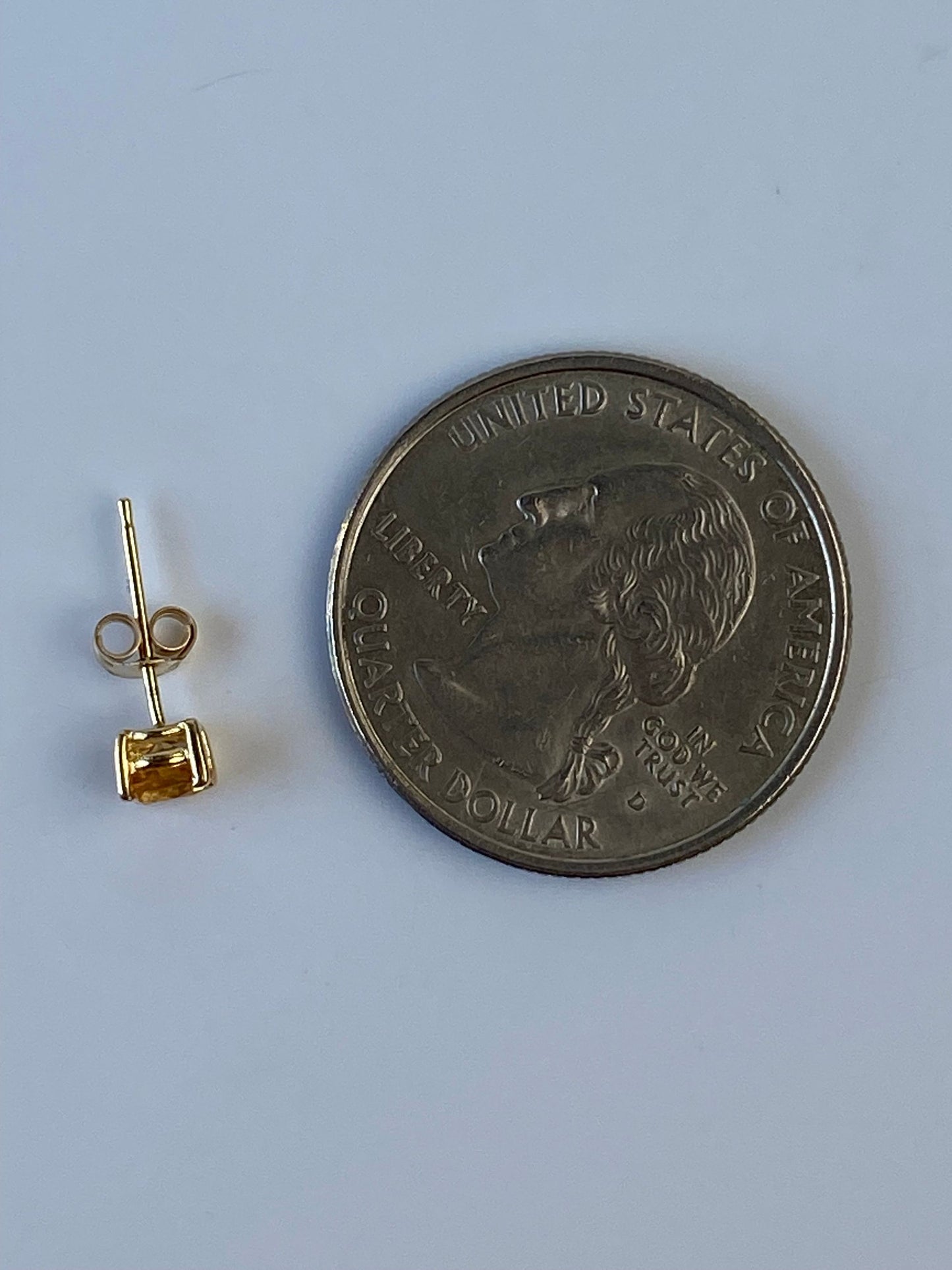 Vintage Solid 14k Yellow Gold Citrine Single Stud Earring