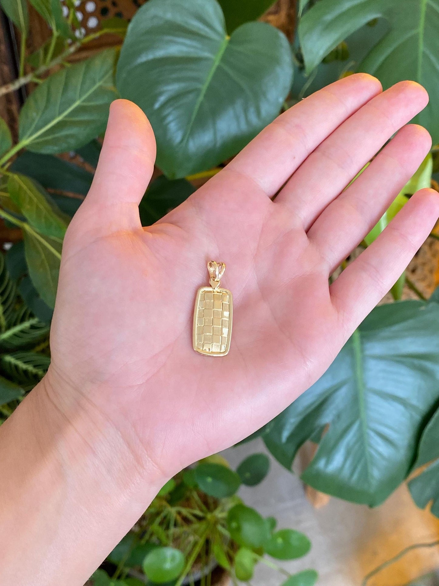 Vintage Solid 18k Yellow Gold Basketweave Checkerboard Charm