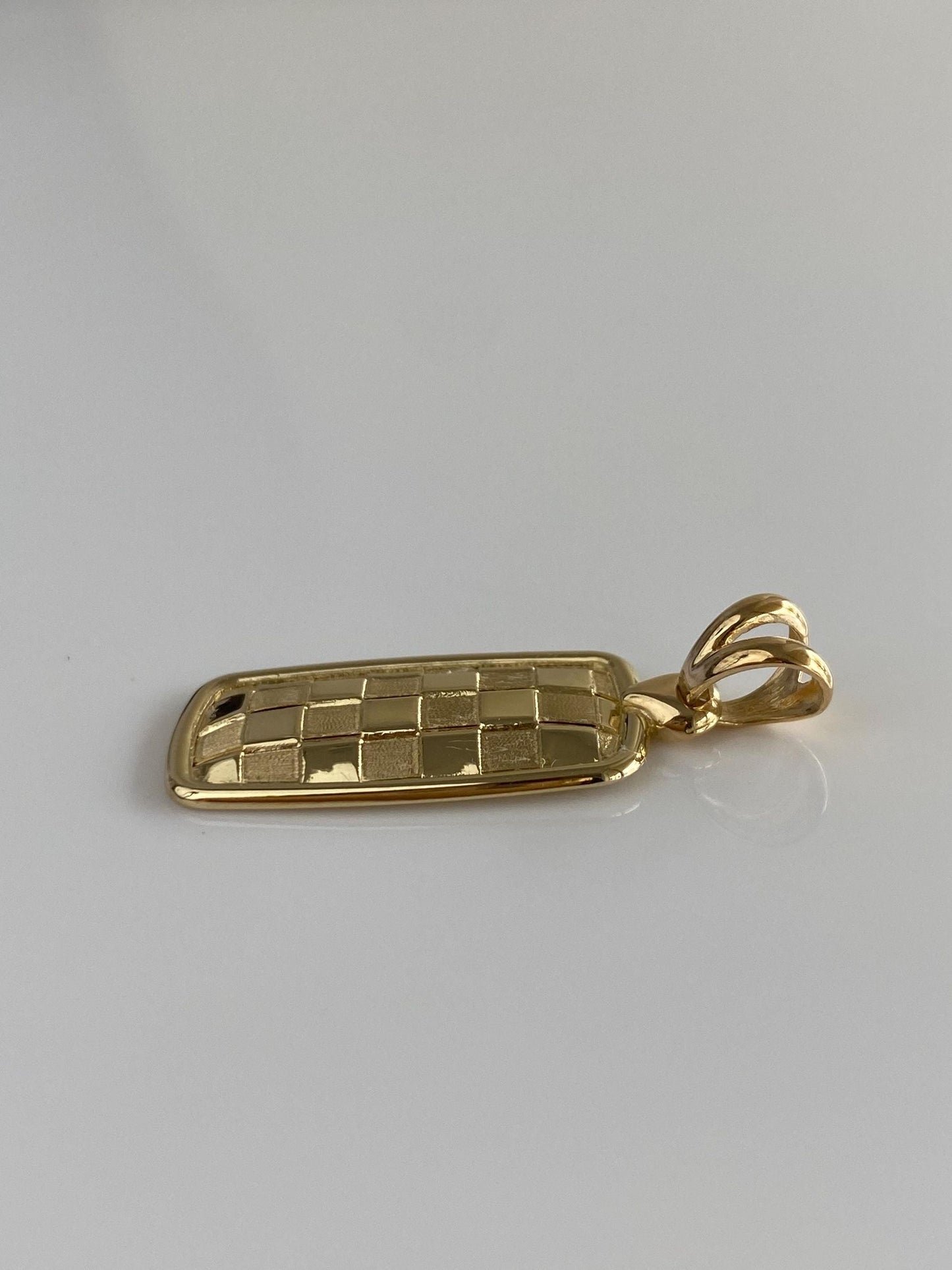 Vintage Solid 18k Yellow Gold Basketweave Checkerboard Charm