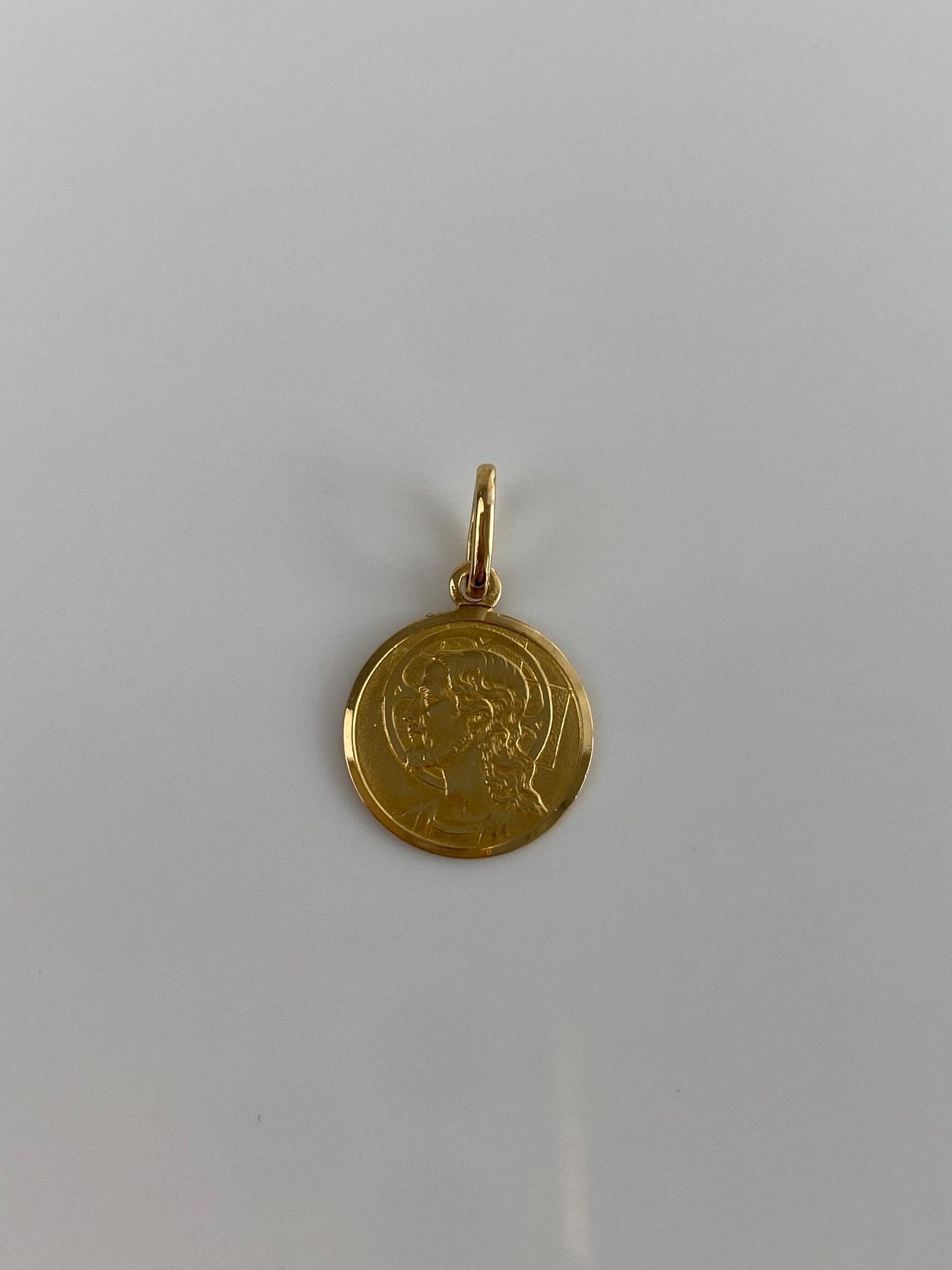 Vintage Solid 18k Yellow Gold Religious Jesus Charm