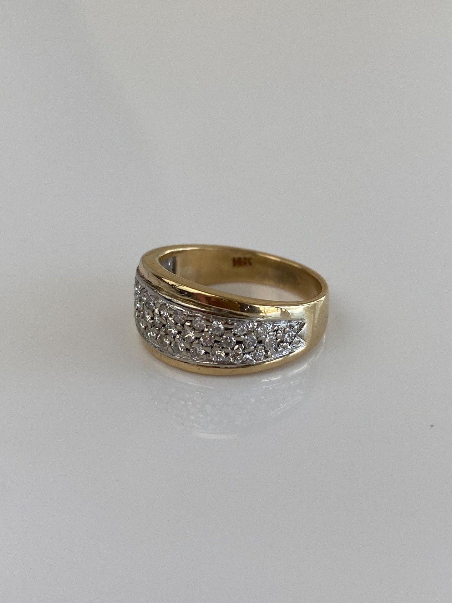 Vintage Solid 14k White & Yellow Gold Diamond Ring Band - Size 5.75