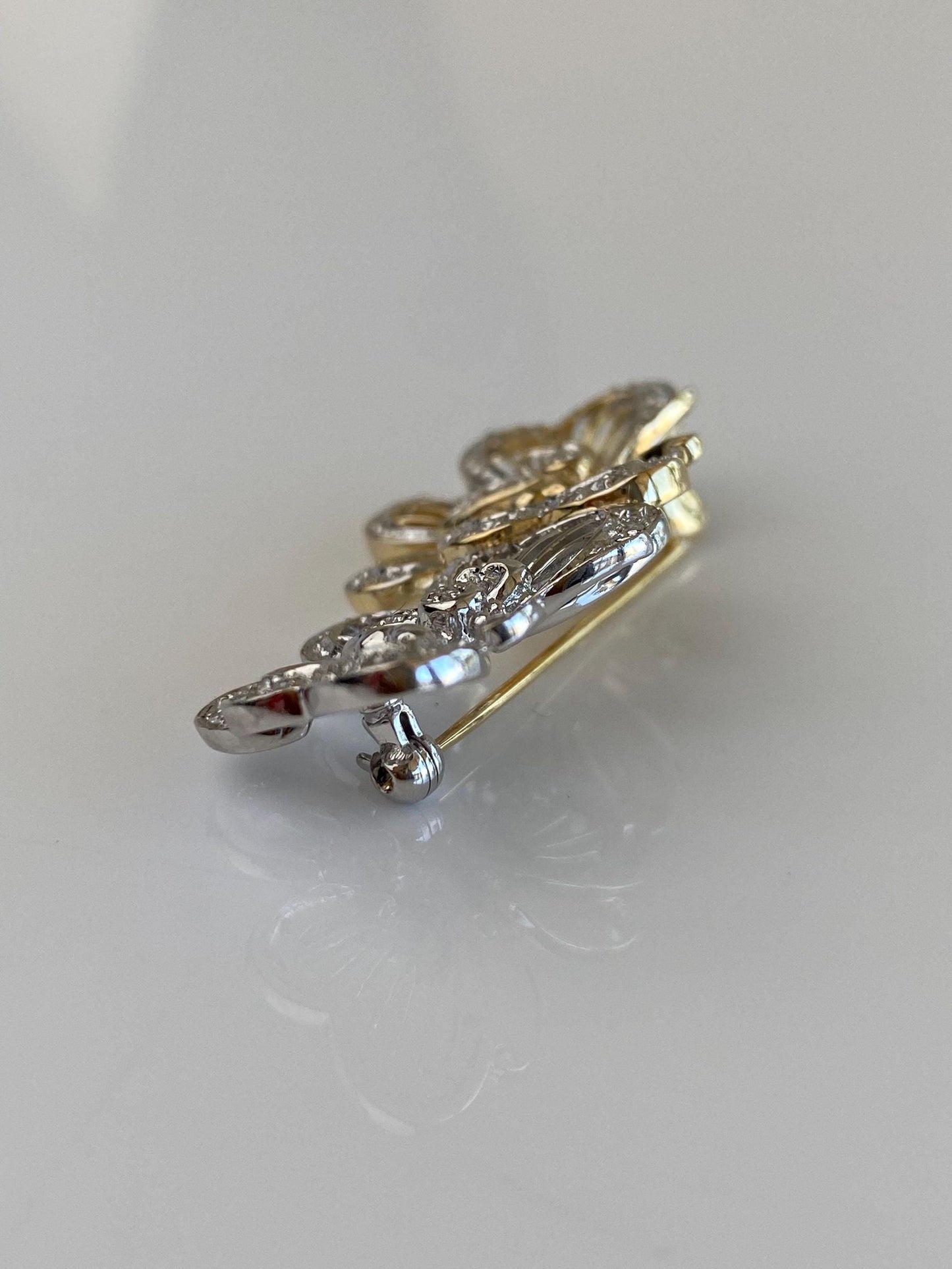 Vintage Solid 14k White & Yellow Gold Diamonds Butterflies Brooch Pin