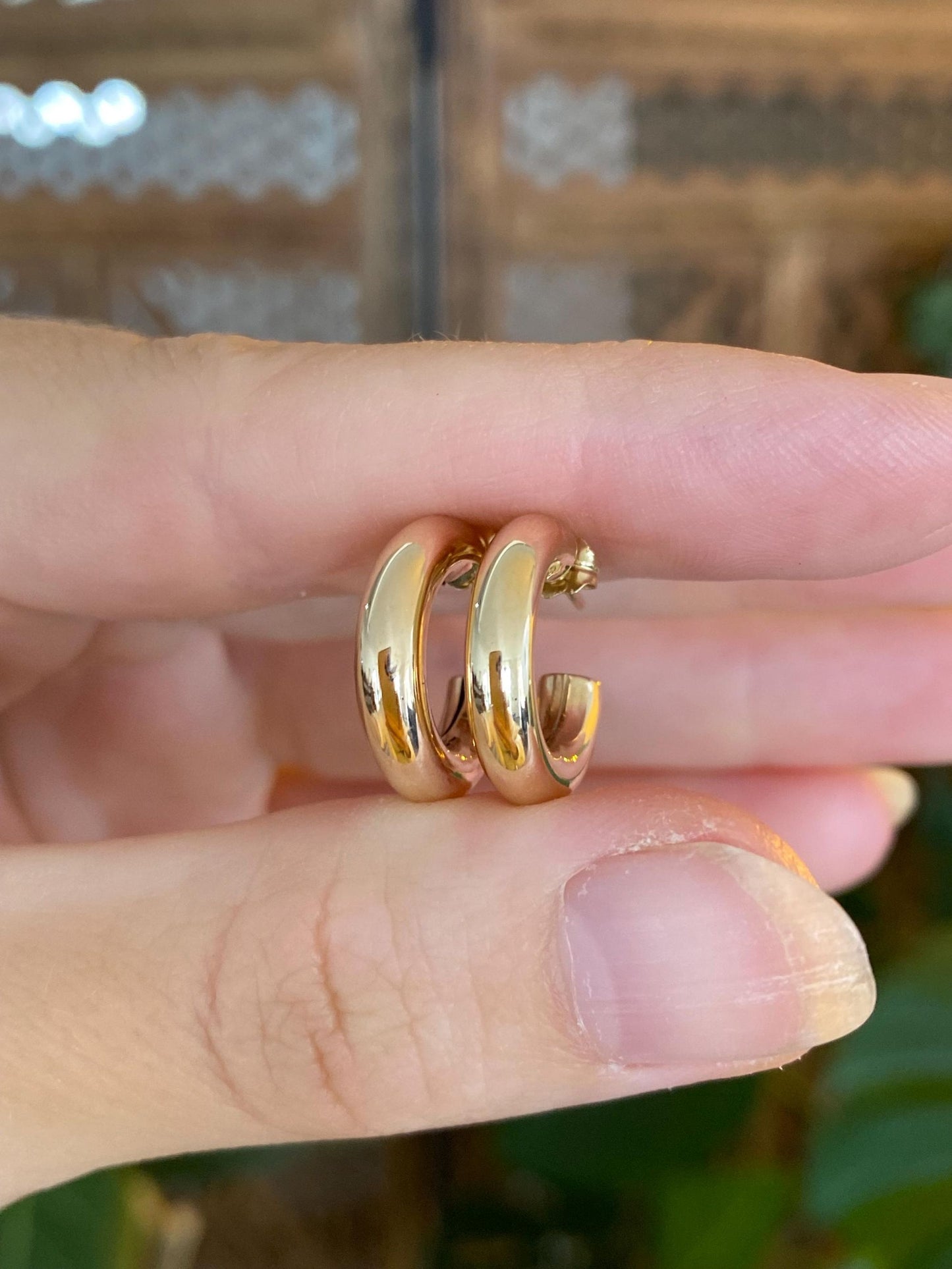 Vintage 9k Yellow Gold Chunky Small Hoop Earrings