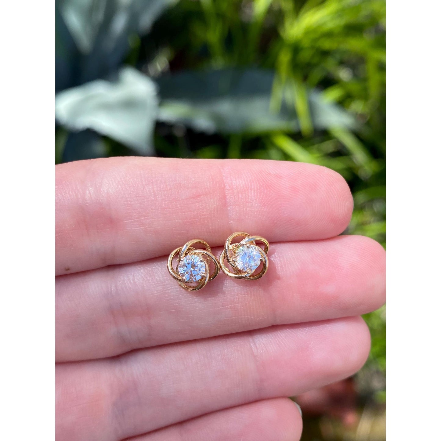 Vintage Solid 14k Yellow Gold Cubic Zirconia Knot Stud Earrings