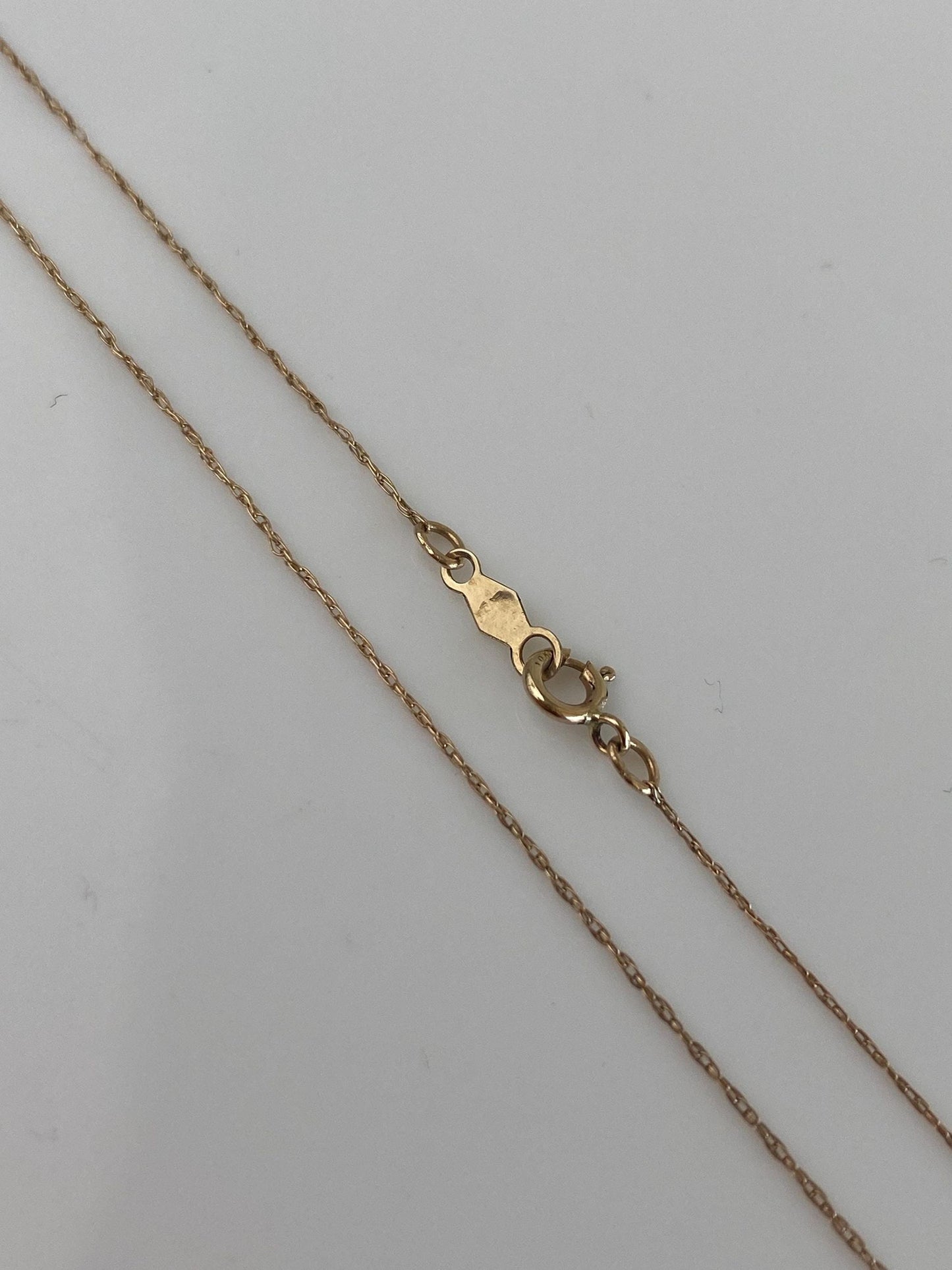 Vintage Solid 10k Yellow Gold Dainty Chain Necklace - 19.25 inches