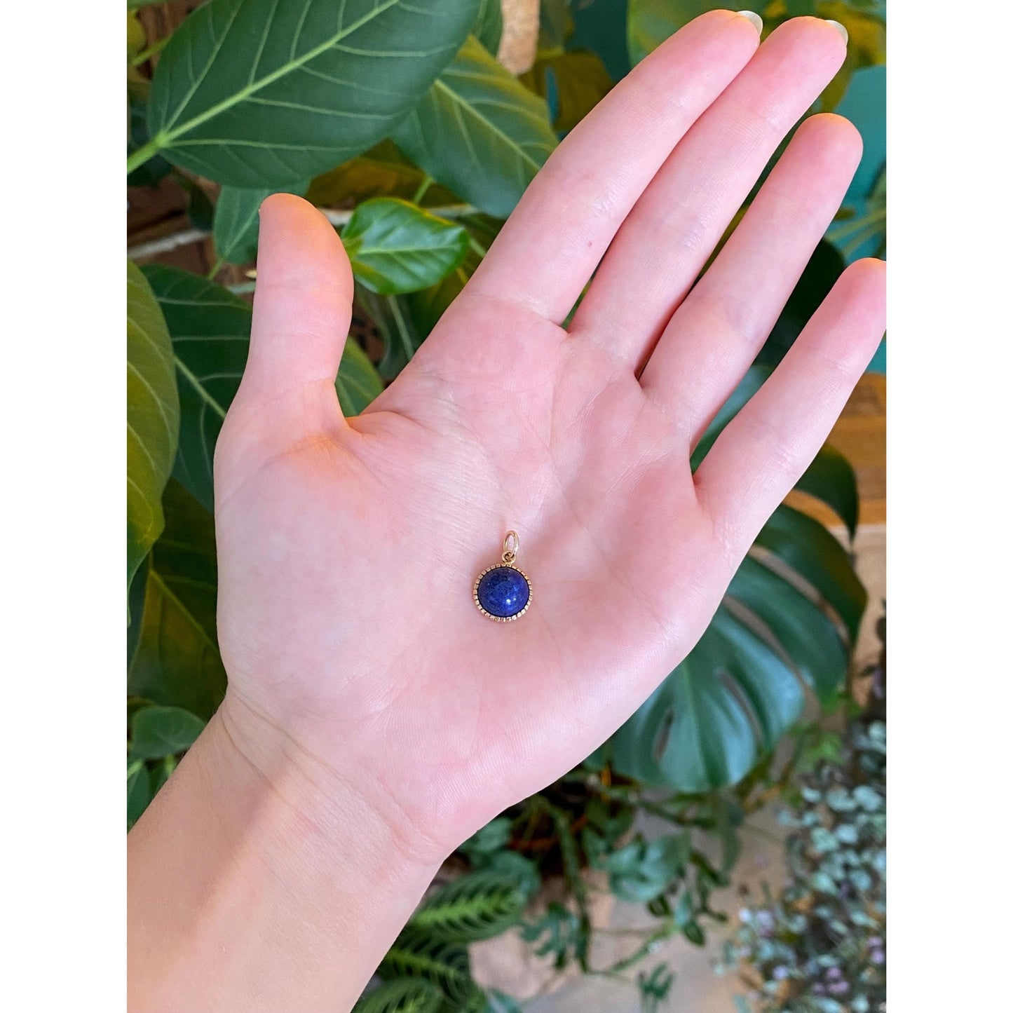 Vintage Solid 14k Yellow Gold Blue Lapis Charm