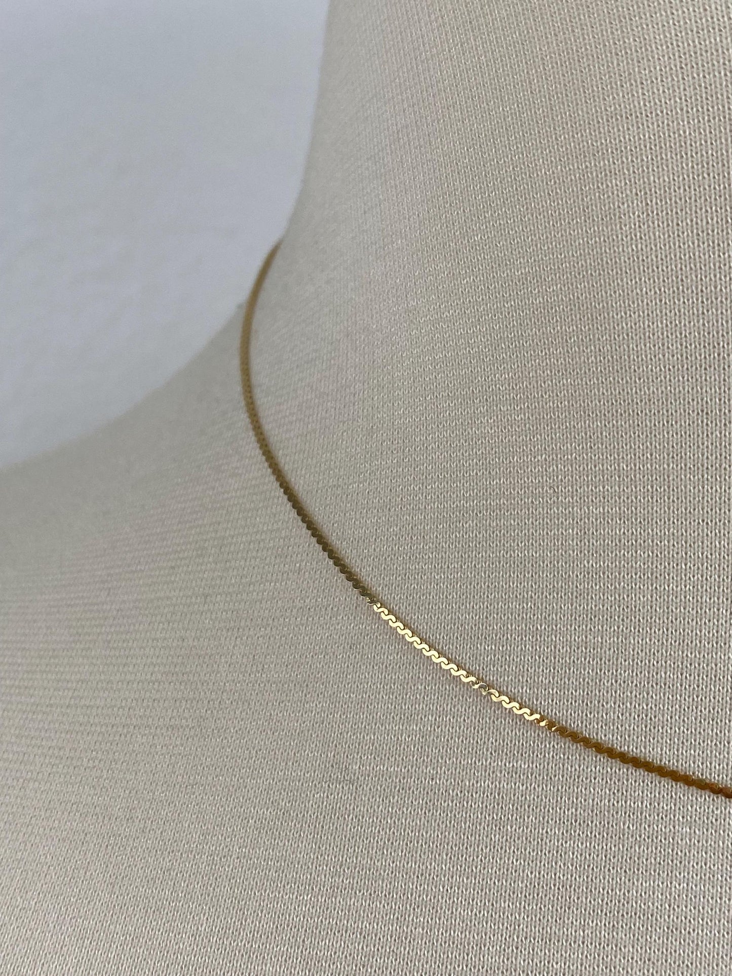 Vintage Solid 14k Yellow Gold Serpentine Chain Necklace - 16 inches