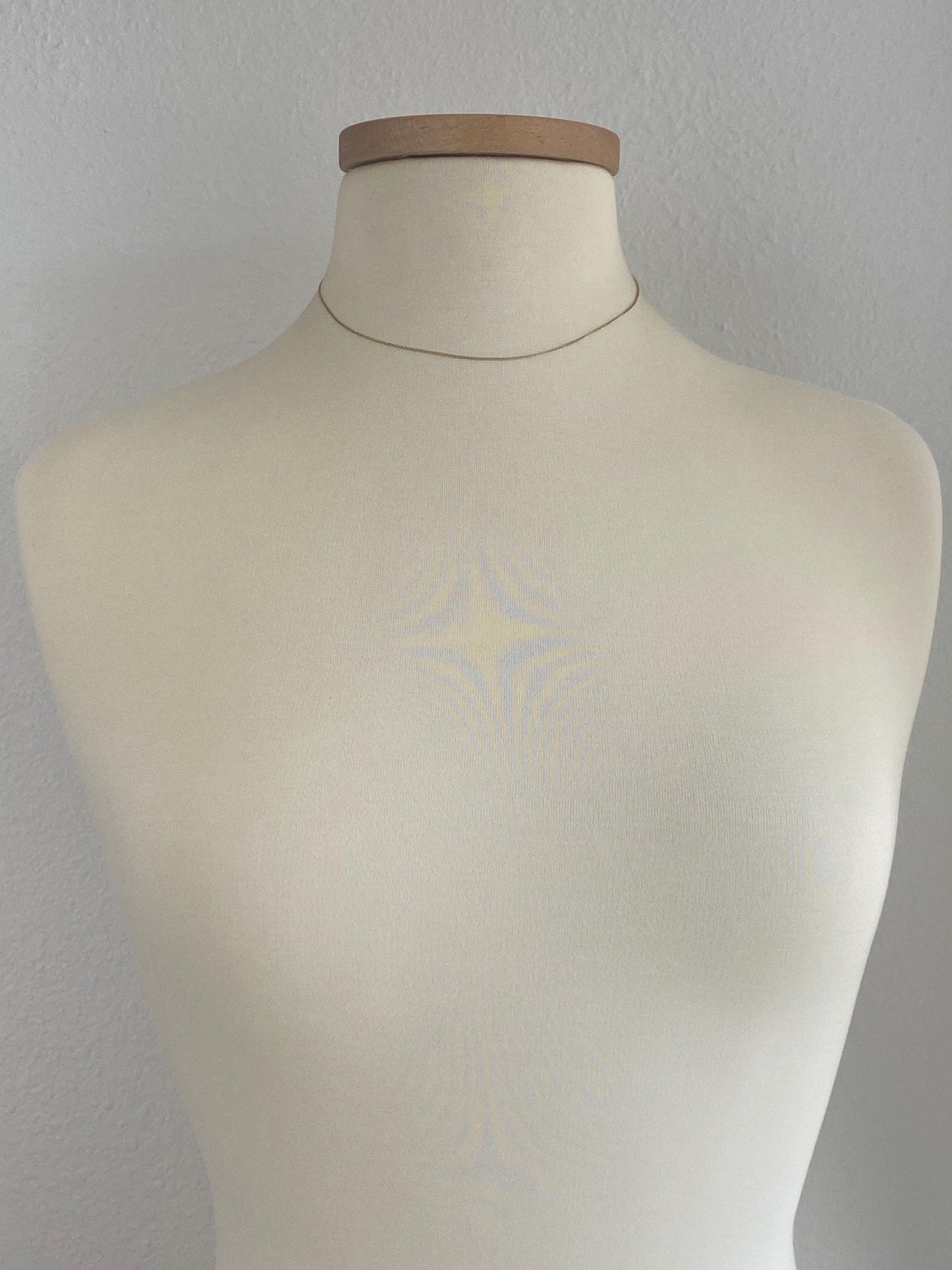 Vintage Solid 14k Yellow Gold Dainty Curb Chain Necklace - 15.75 inches