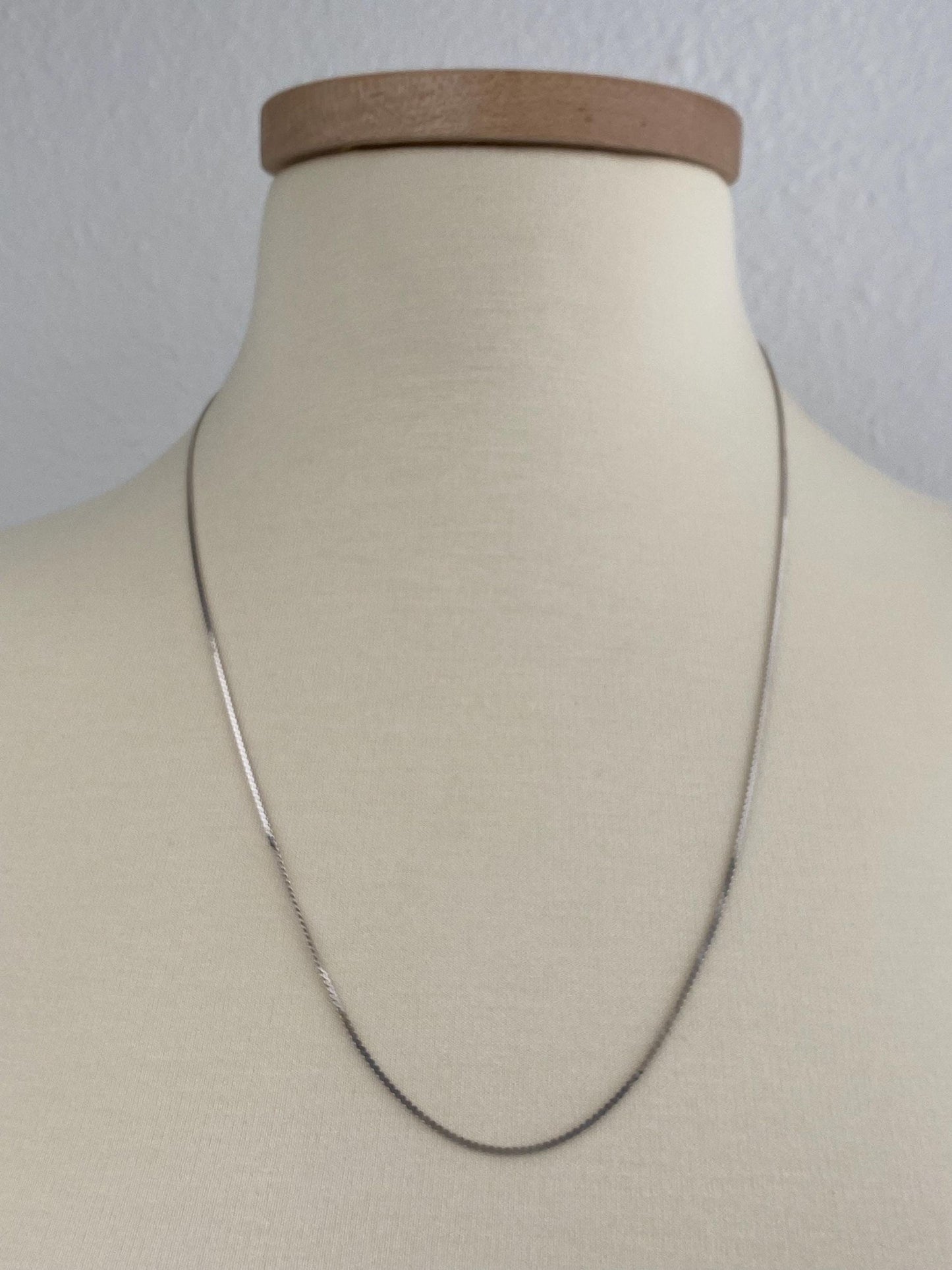Vintage Solid 14k White Gold Long Serpentine Chain Necklace - 24 inches