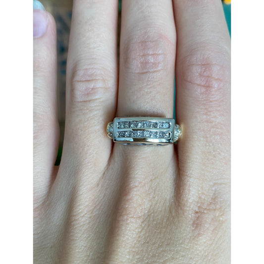 Vintage Solid 14k Yellow & White Gold Diamond Ring Band - Size 7