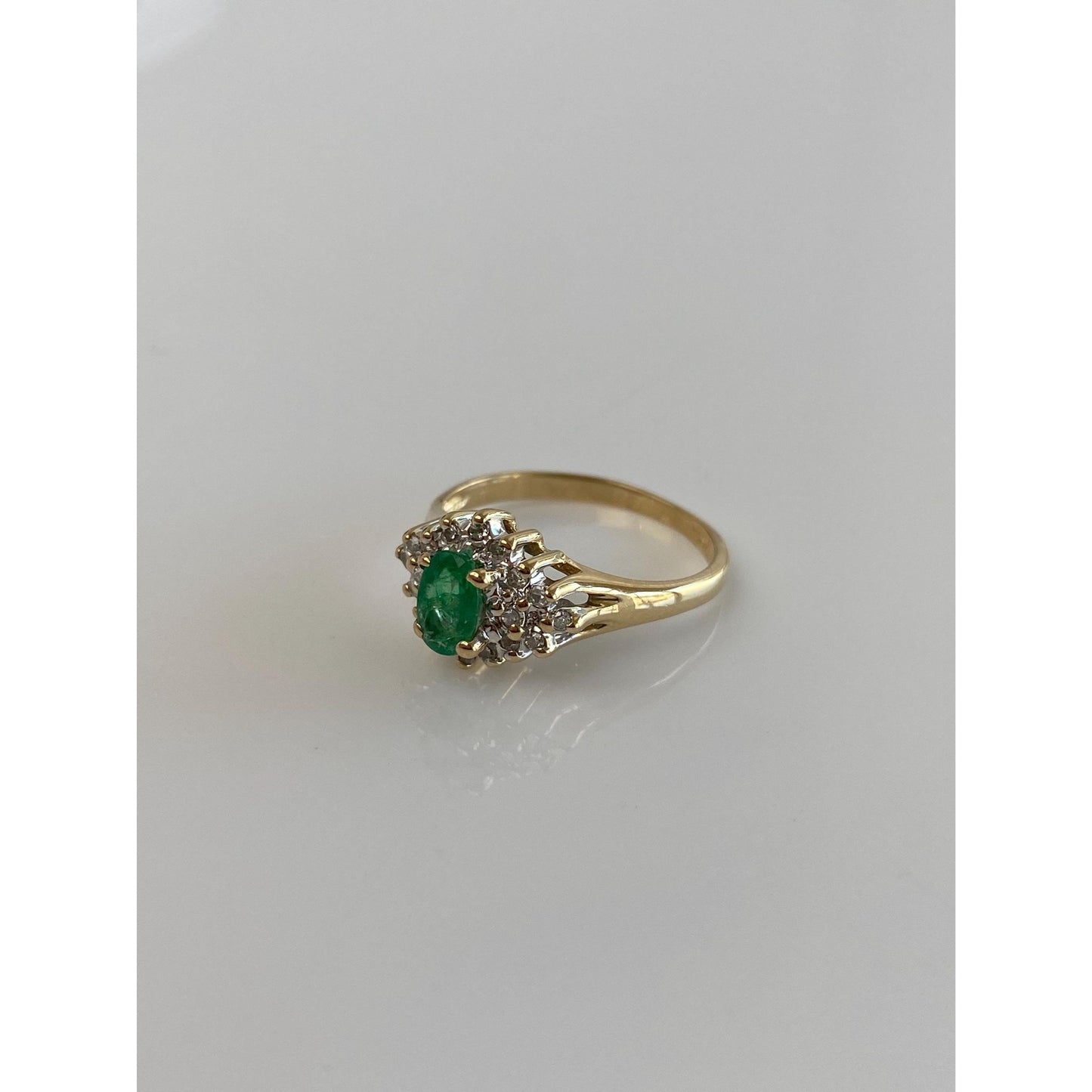 Vintage Solid 14k Yellow Gold Diamond Emerald Ring - Size 5.75