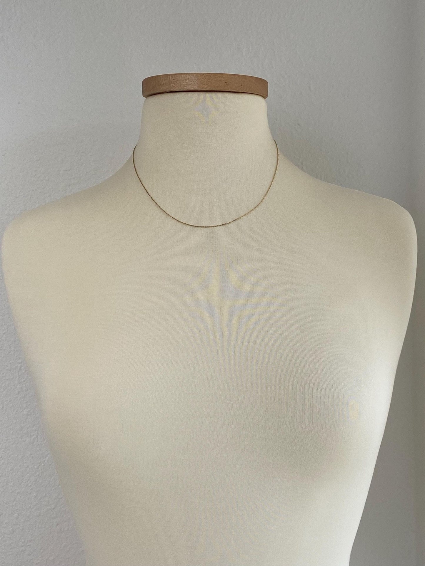 Vintage Solid 10k Yellow Gold Dainty Chain Necklace - 18 inches