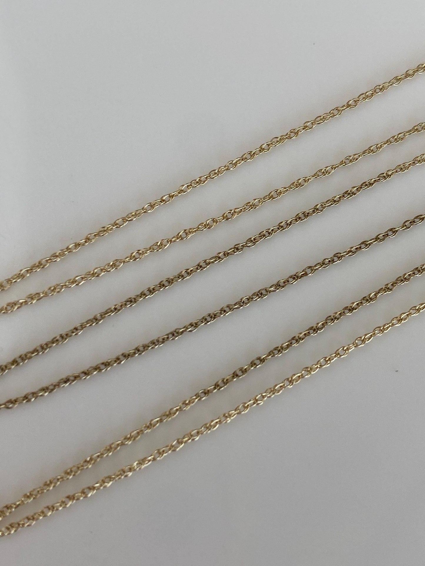 Vintage Solid 10k Yellow Gold Dainty Chain Necklace - 18 inches