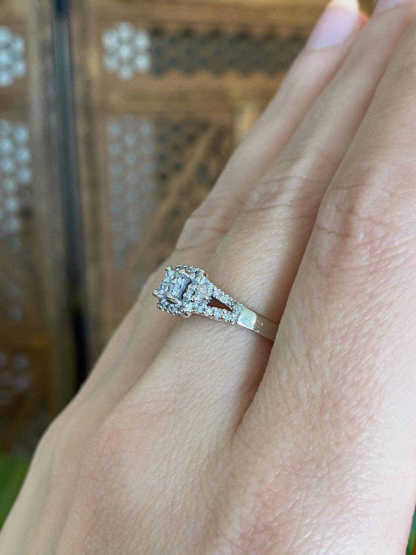 Vintage Solid 10k White Gold Diamond Ring - Size 6.5