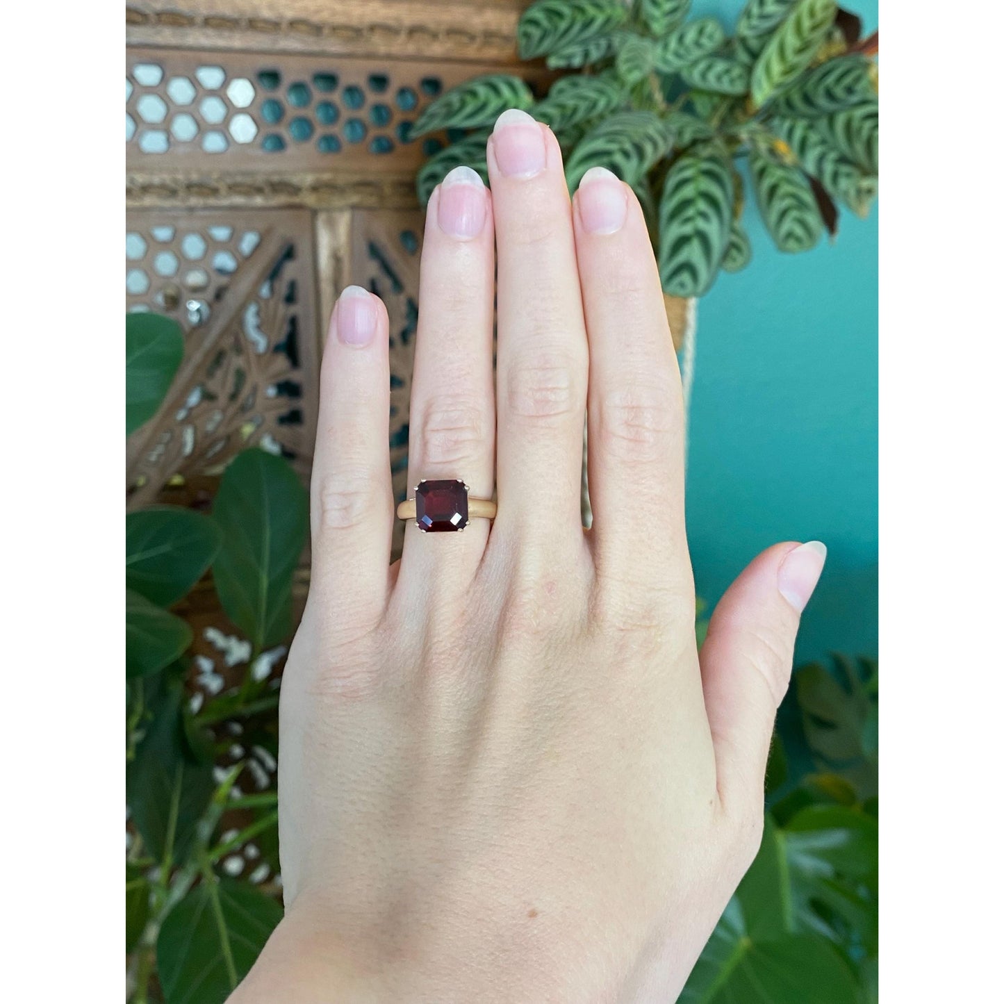 Vintage Solid 14k Yellow Gold Garnet Ring - Size 4.75