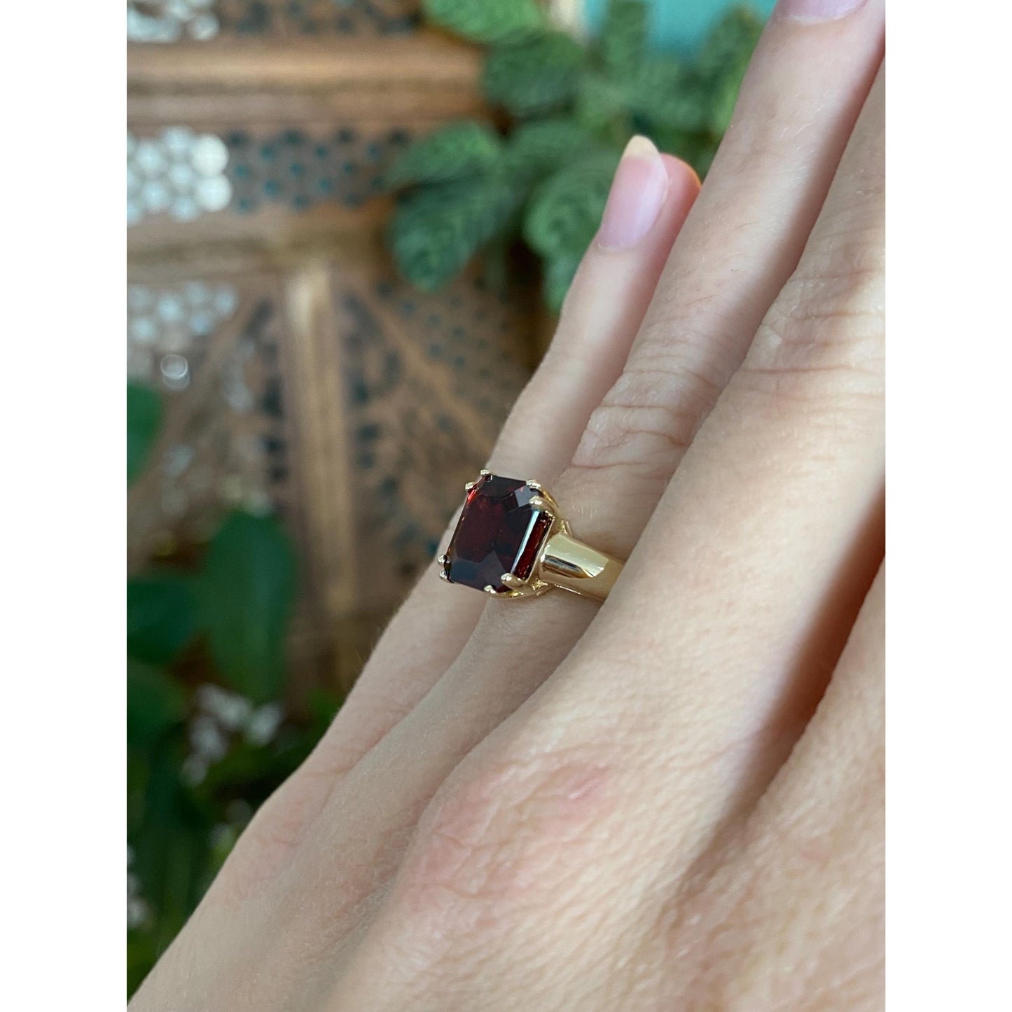 Vintage Solid 14k Yellow Gold Garnet Ring - Size 4.75