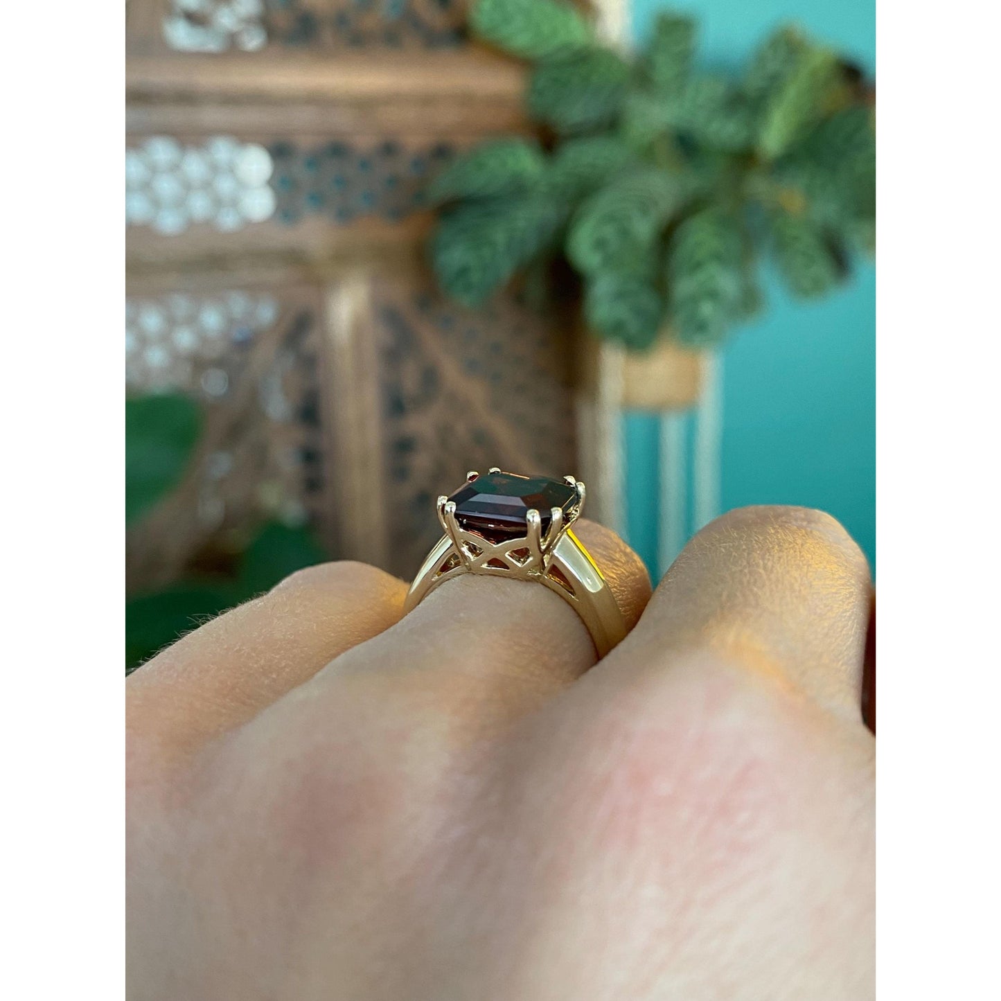 Vintage Solid 14k Yellow Gold Garnet Ring - Size 4.75
