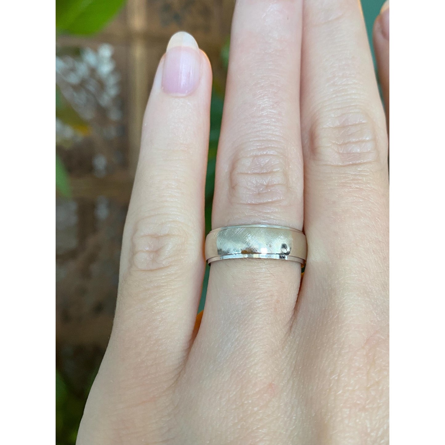 Vintage Solid 14k White Gold Ring Band - Size 5.75