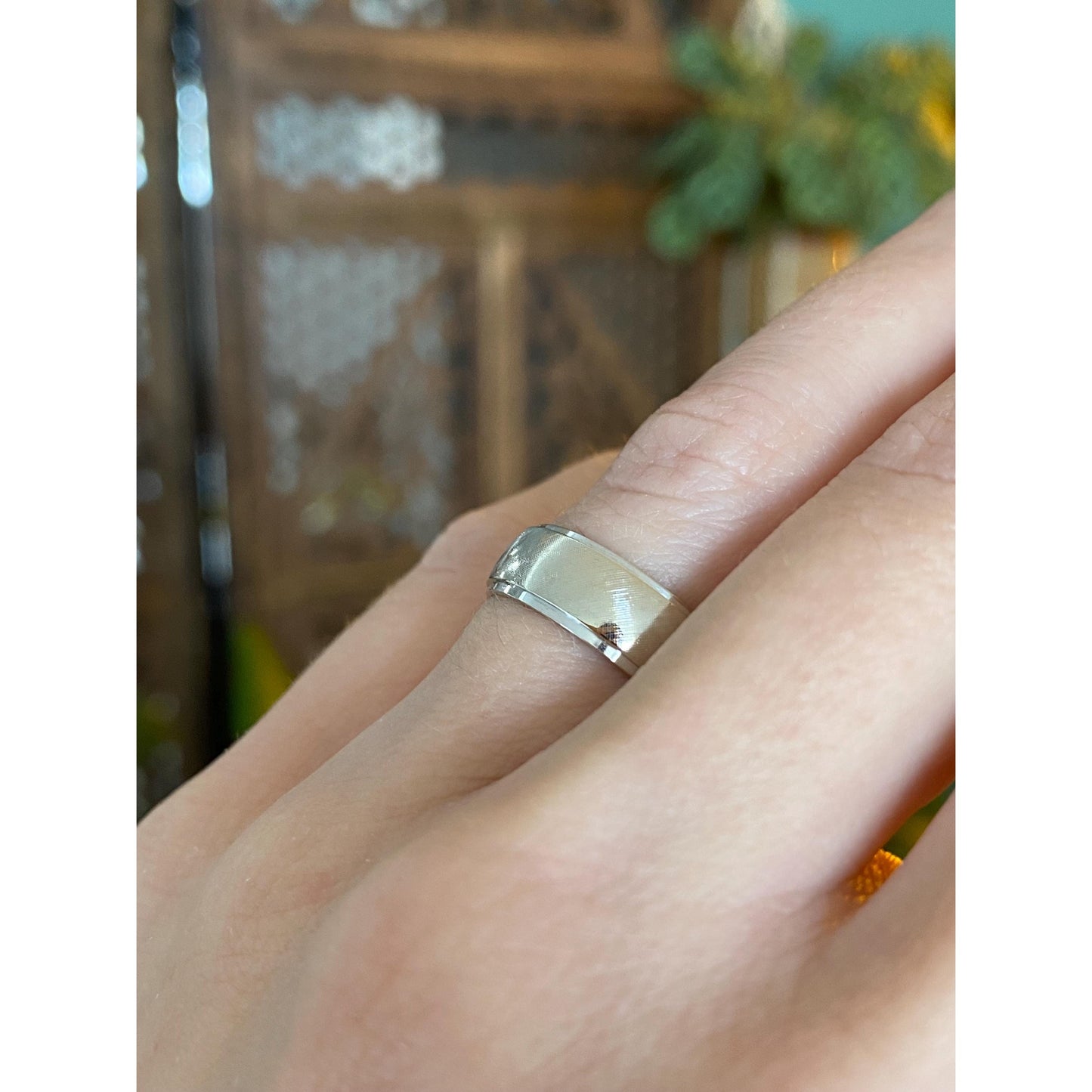 Vintage Solid 14k White Gold Ring Band - Size 5.75
