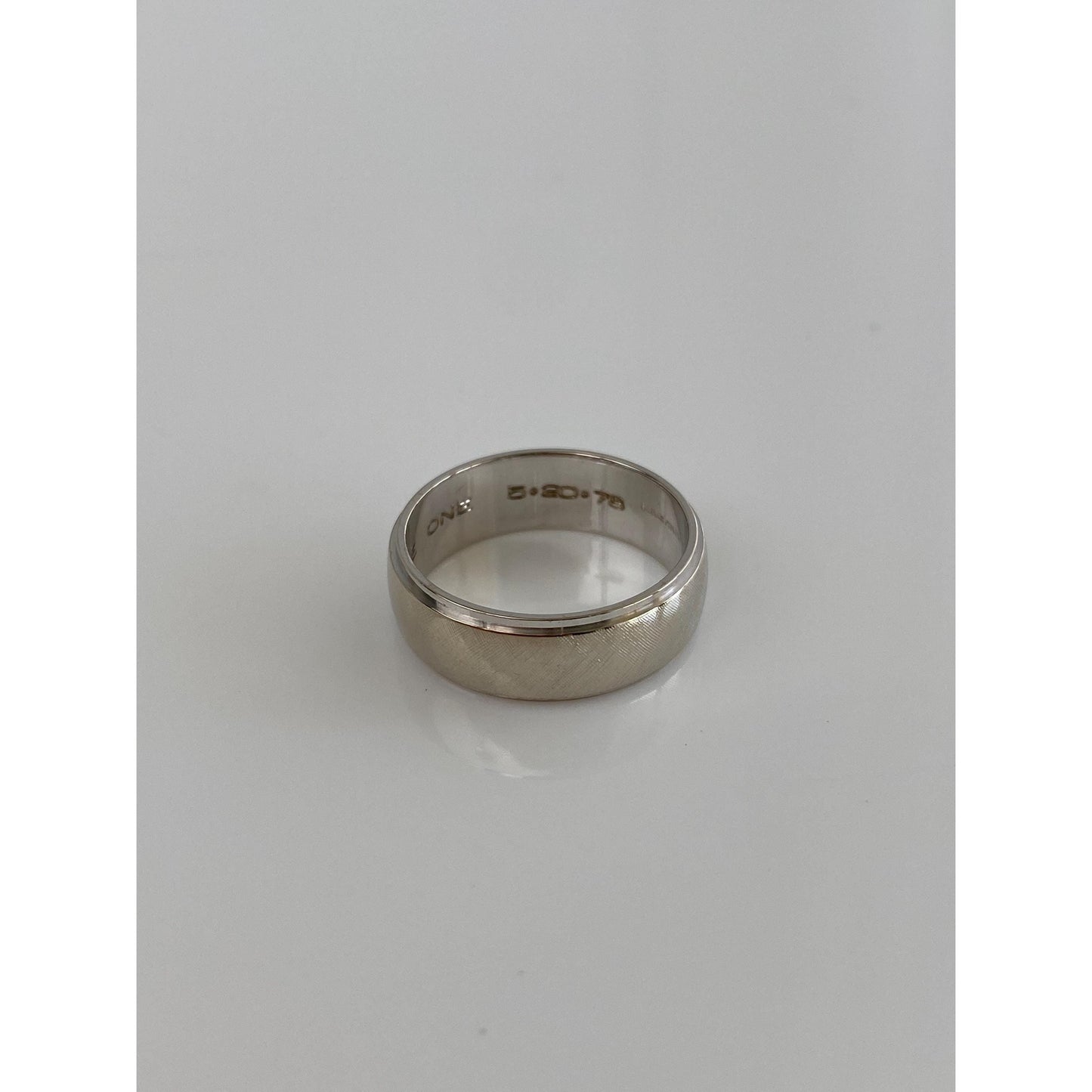 Vintage Solid 14k White Gold Ring Band - Size 5.75