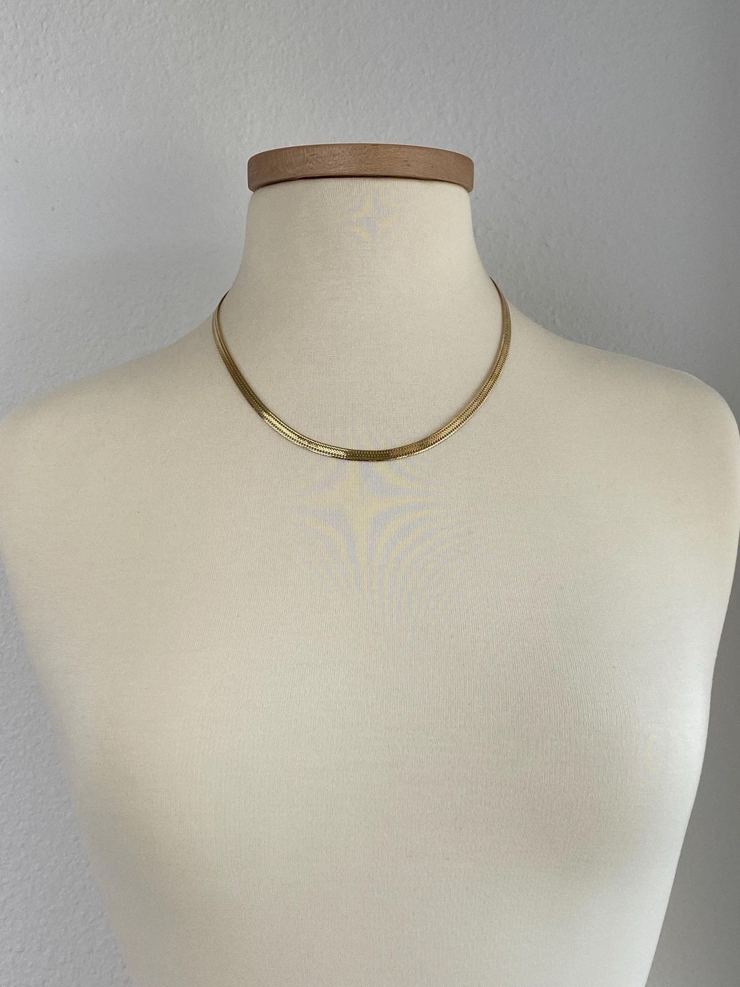 Vintage Solid 14k Yellow Gold Flat Woven Chain Necklace - 20 inches