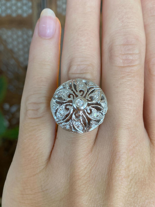 Vintage Solid 14k White Gold Diamonds Floral Open Work Ring Band - Size 5.5