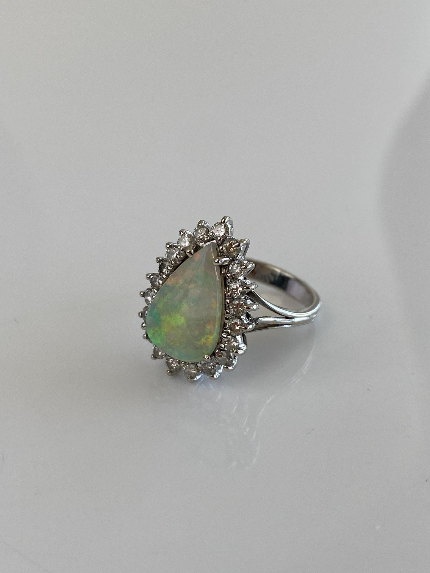 Vintage Solid 18k White Gold Diamond Halo Opal Teardrop Ring - Size 5.5