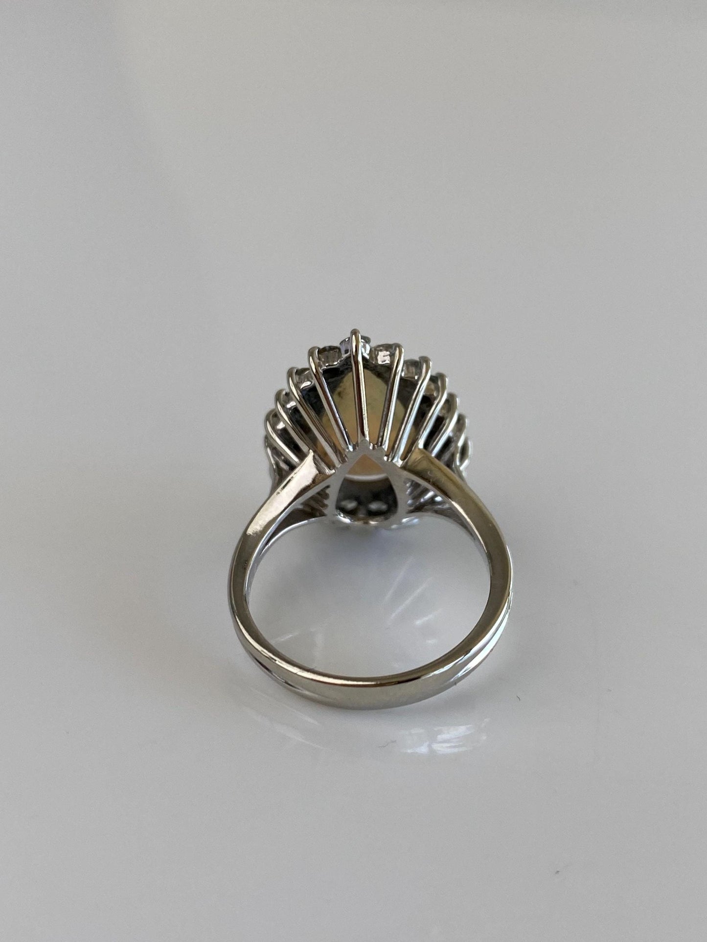 Vintage Solid 18k White Gold Diamond Halo Opal Teardrop Ring - Size 5.5