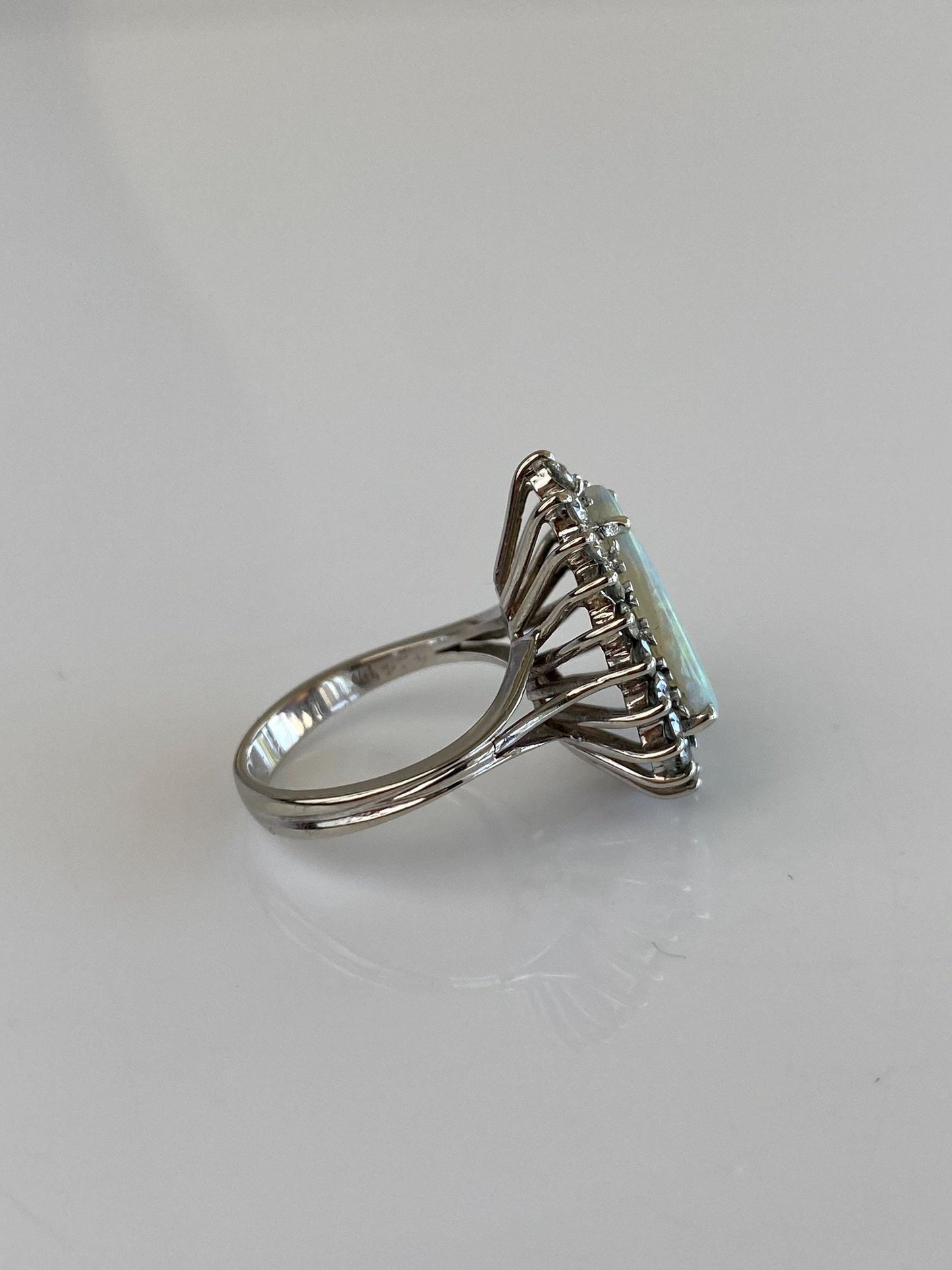 Vintage Solid 18k White Gold Diamond Halo Opal Teardrop Ring - Size 5.5
