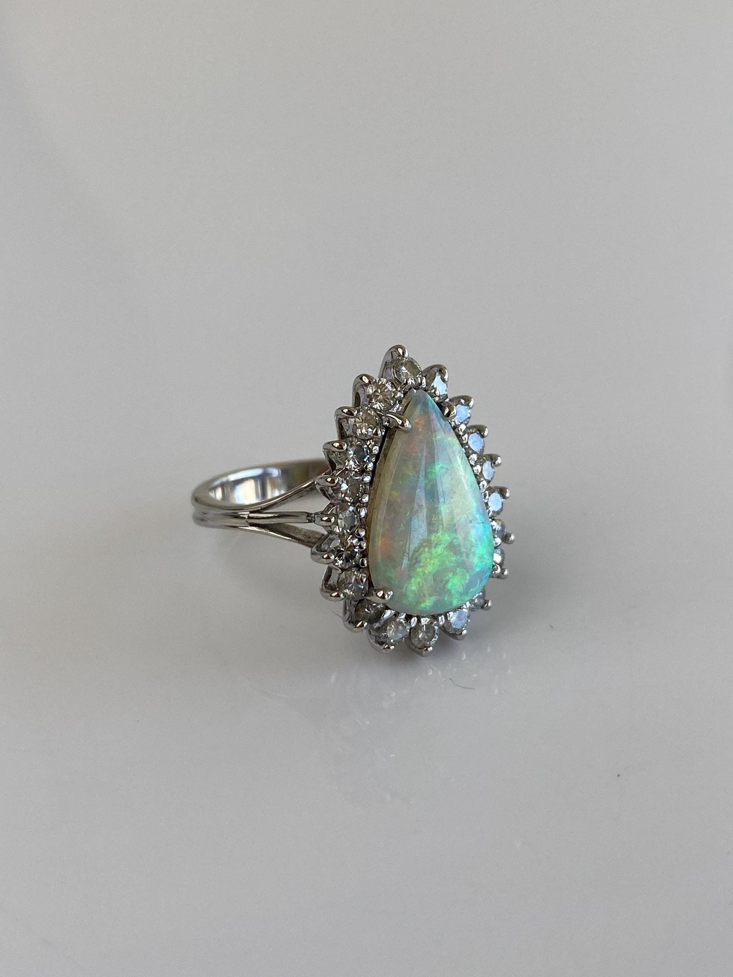 Vintage Solid 18k White Gold Diamond Halo Opal Teardrop Ring - Size 5.5
