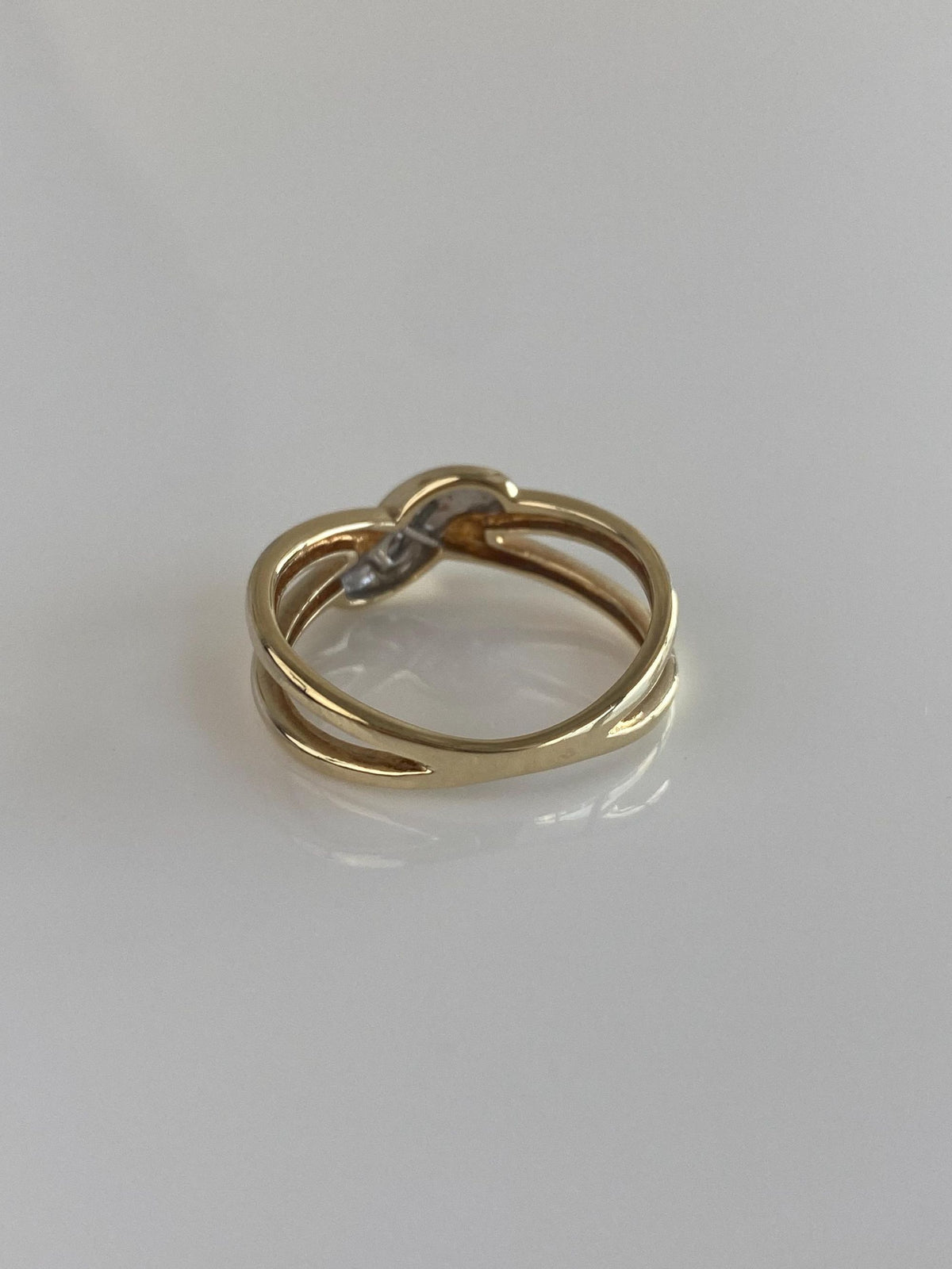 Vintage Solid 10k Yellow Gold Diamonds Twist Split Ring - Size 7