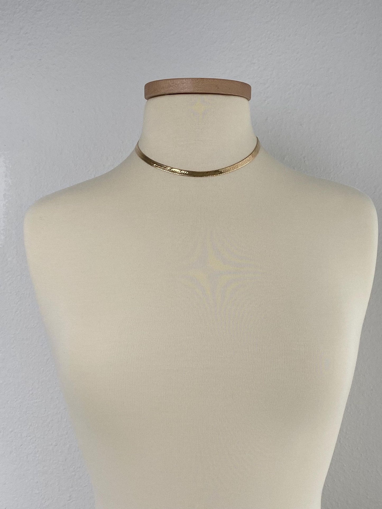 Vintage Solid 14k Yellow Gold Chunky Herringbone Chain Necklace - 16.25 inches