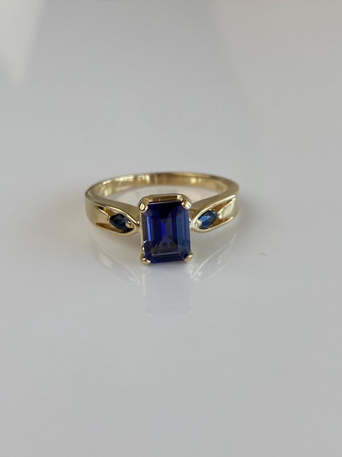 Solid 14k Yellow Gold Tanzanite Blue Sapphire Ring - Size 9.5