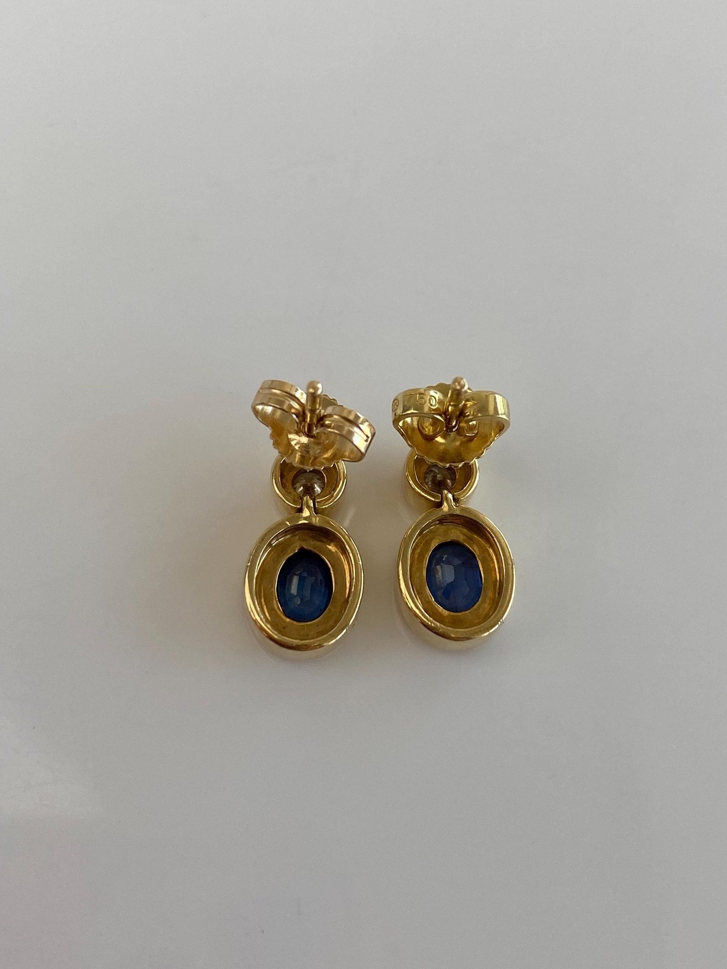 Vintage Solid 18k Yellow Gold Diamond Sapphire Stud Earrings