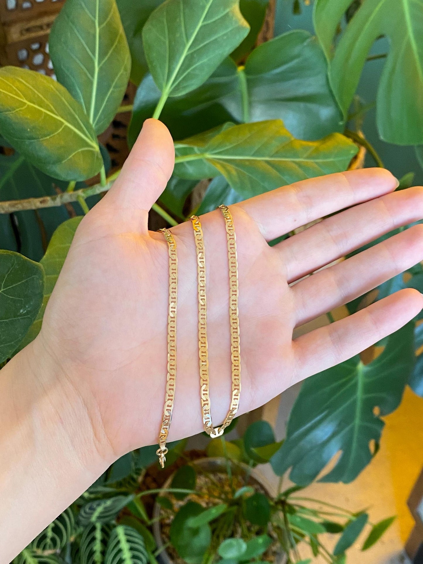 Vintage Solid 14k Yellow Gold Flat Mariner Chain Necklace - 14.5 inches