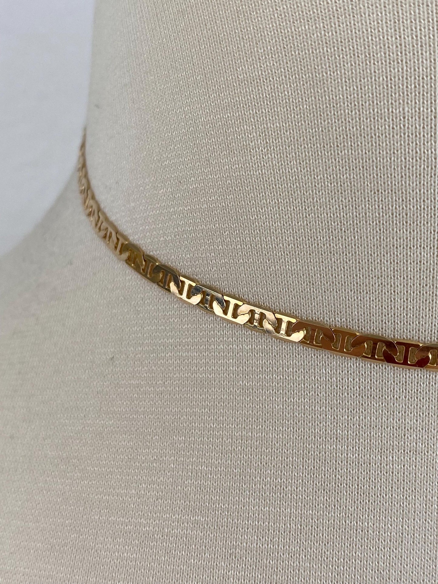 Vintage Solid 14k Yellow Gold Flat Mariner Chain Necklace - 14.5 inches