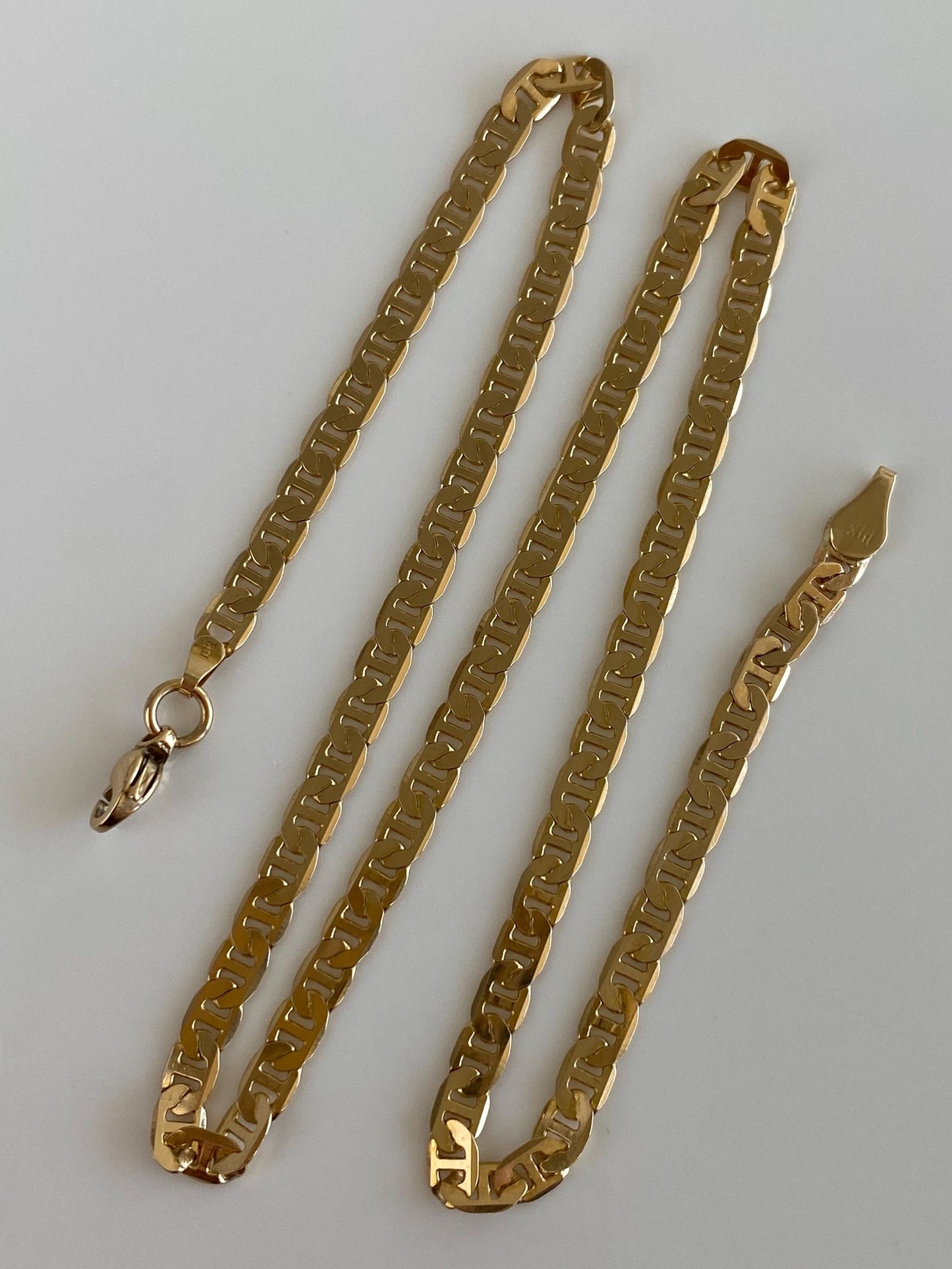 Vintage Solid 14k Yellow Gold Flat Mariner Chain Necklace - 14.5 inches