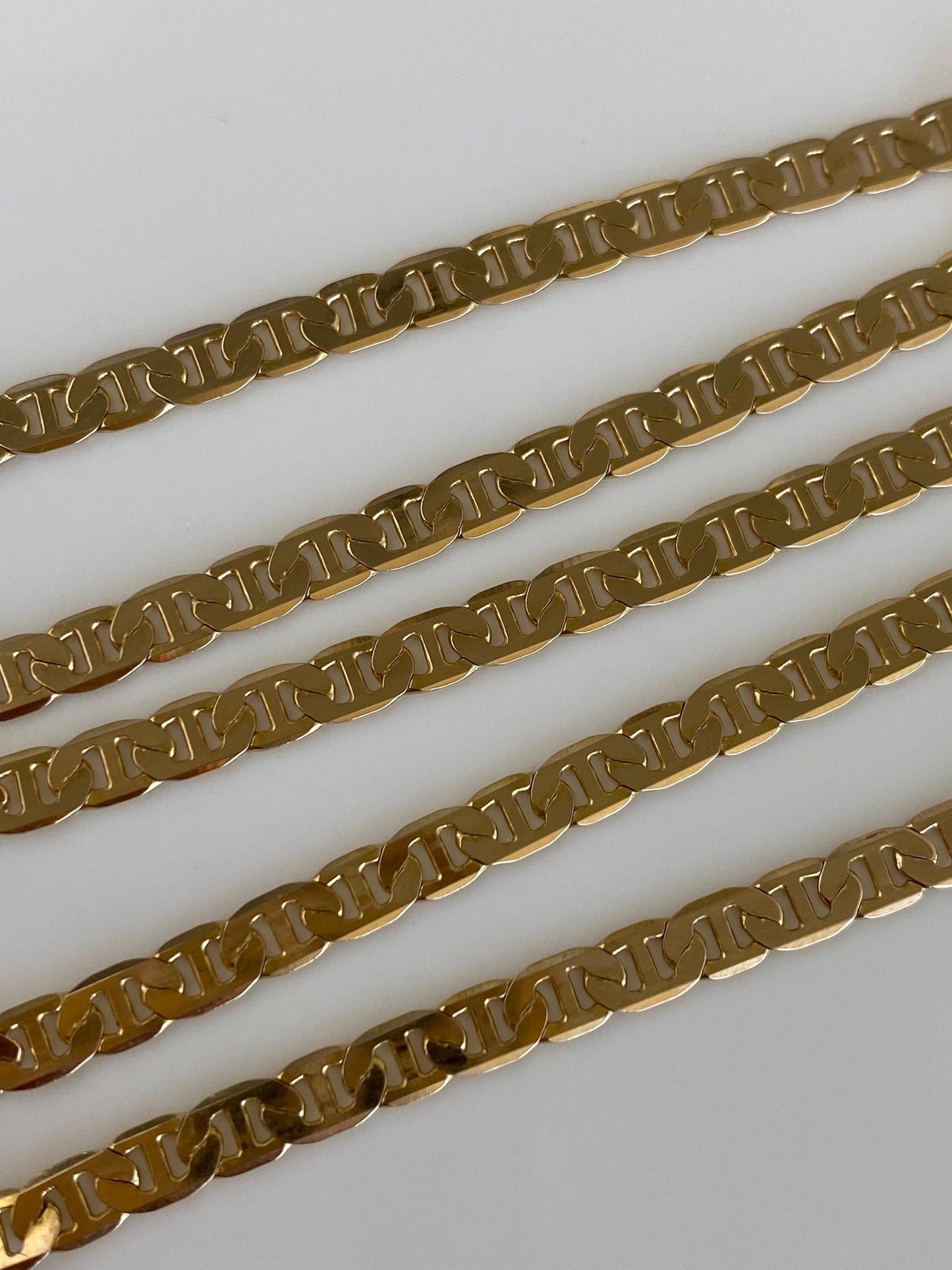 Vintage Solid 14k Yellow Gold Flat Mariner Chain Necklace - 14.5 inches