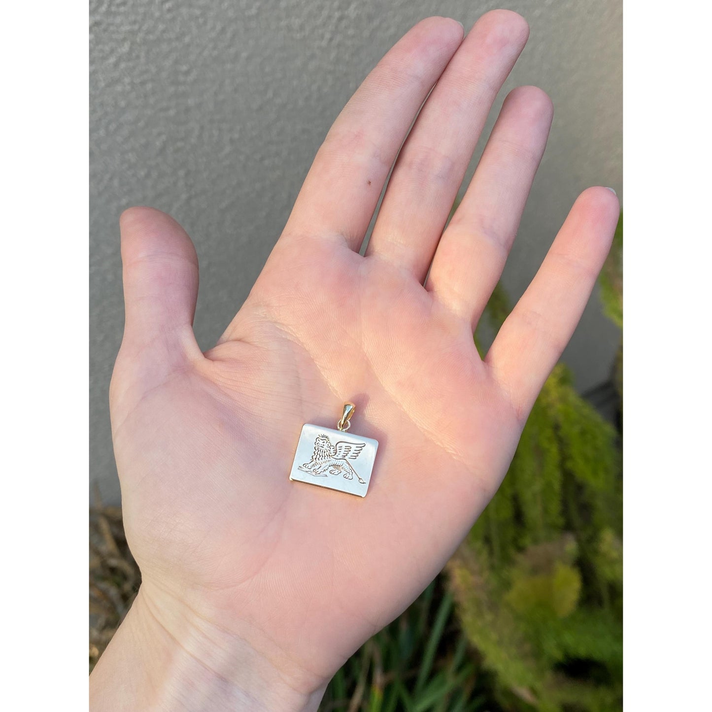 Vintage Solid 14k Yellow Gold Griffin Emblem Cufflink Conversion Charm