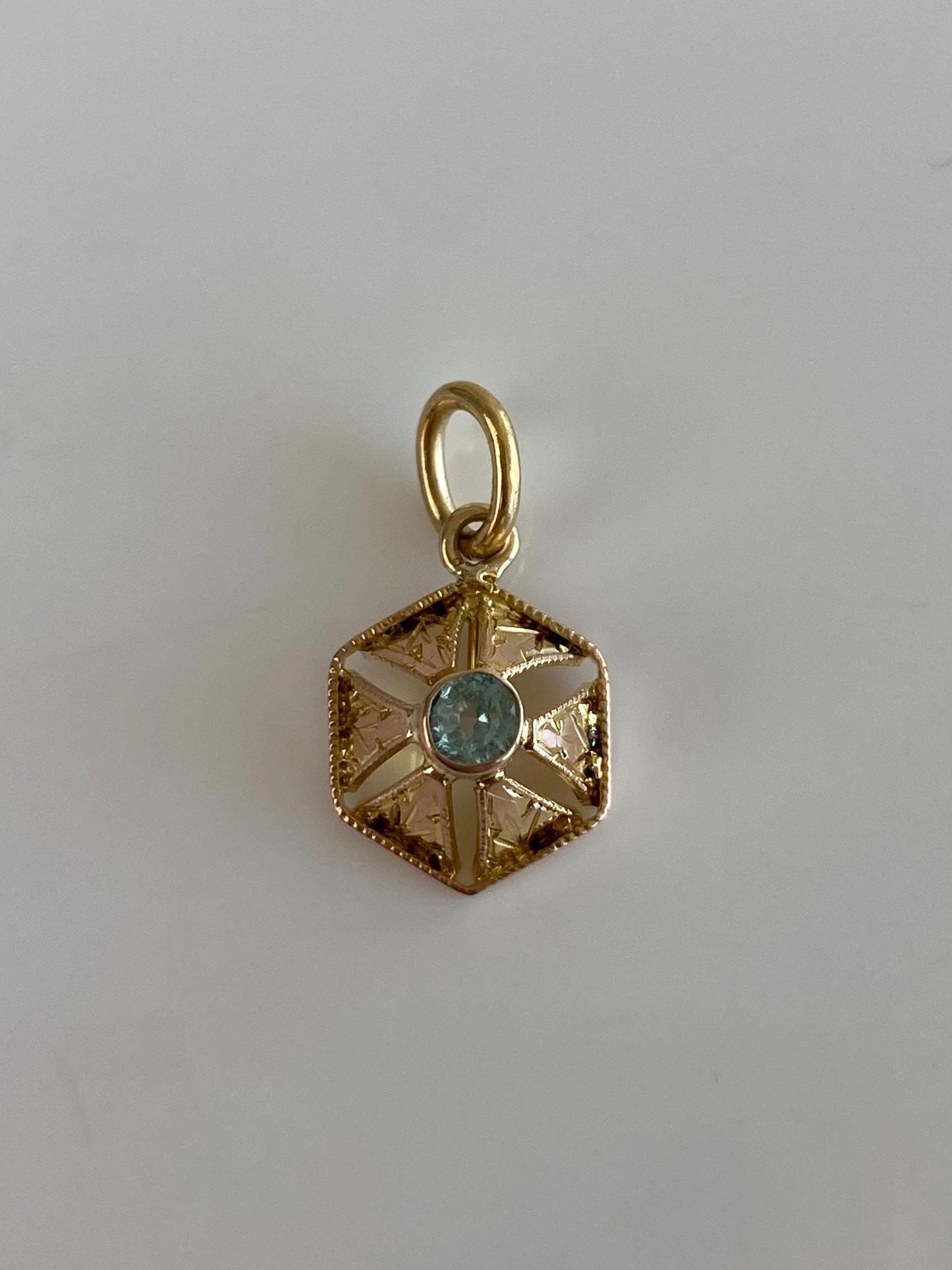 Vintage Solid 10k Yellow Gold Aquamarine Stick Pin Charm
