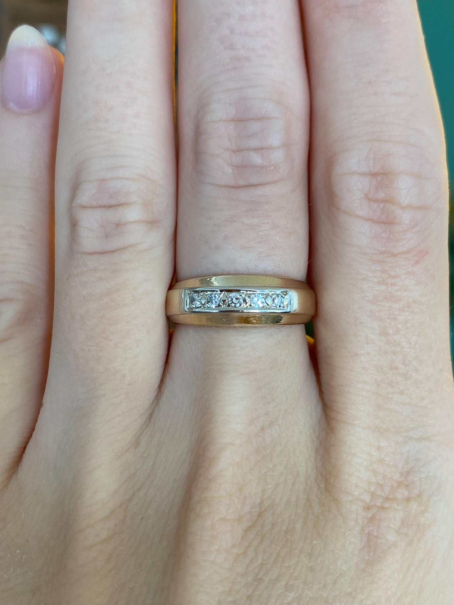Vintage Solid 14k White & Yellow Gold Diamond Ring Band - Size 6.25