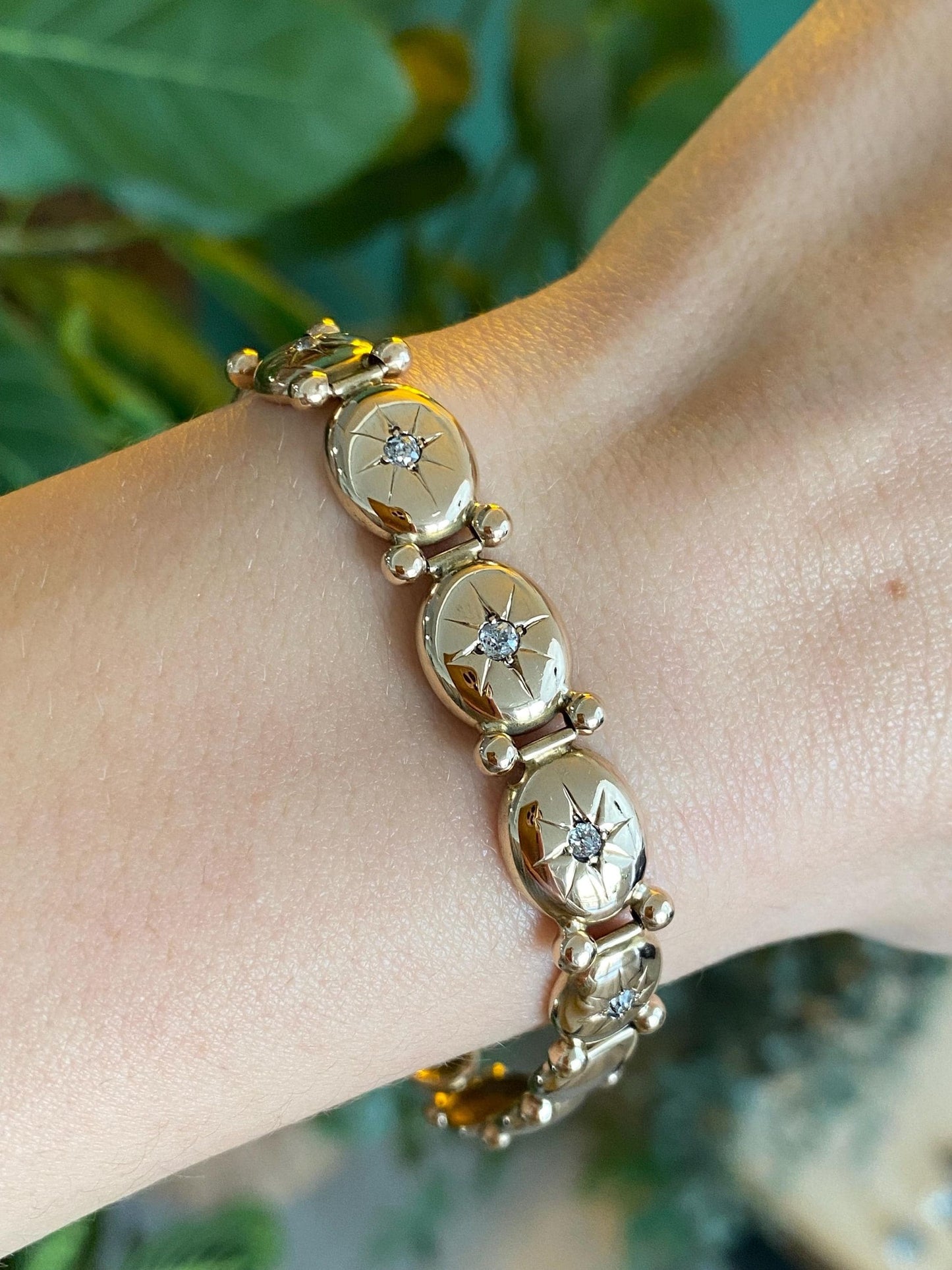 Vintage Solid 10k Yellow Gold Star Set Diamond Link Bracelet - 7.5 inches